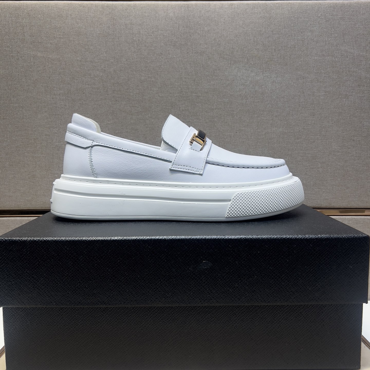Prada Men's Leather Loafers White Casual Shoes 4 i1742575936942 7069 0 2