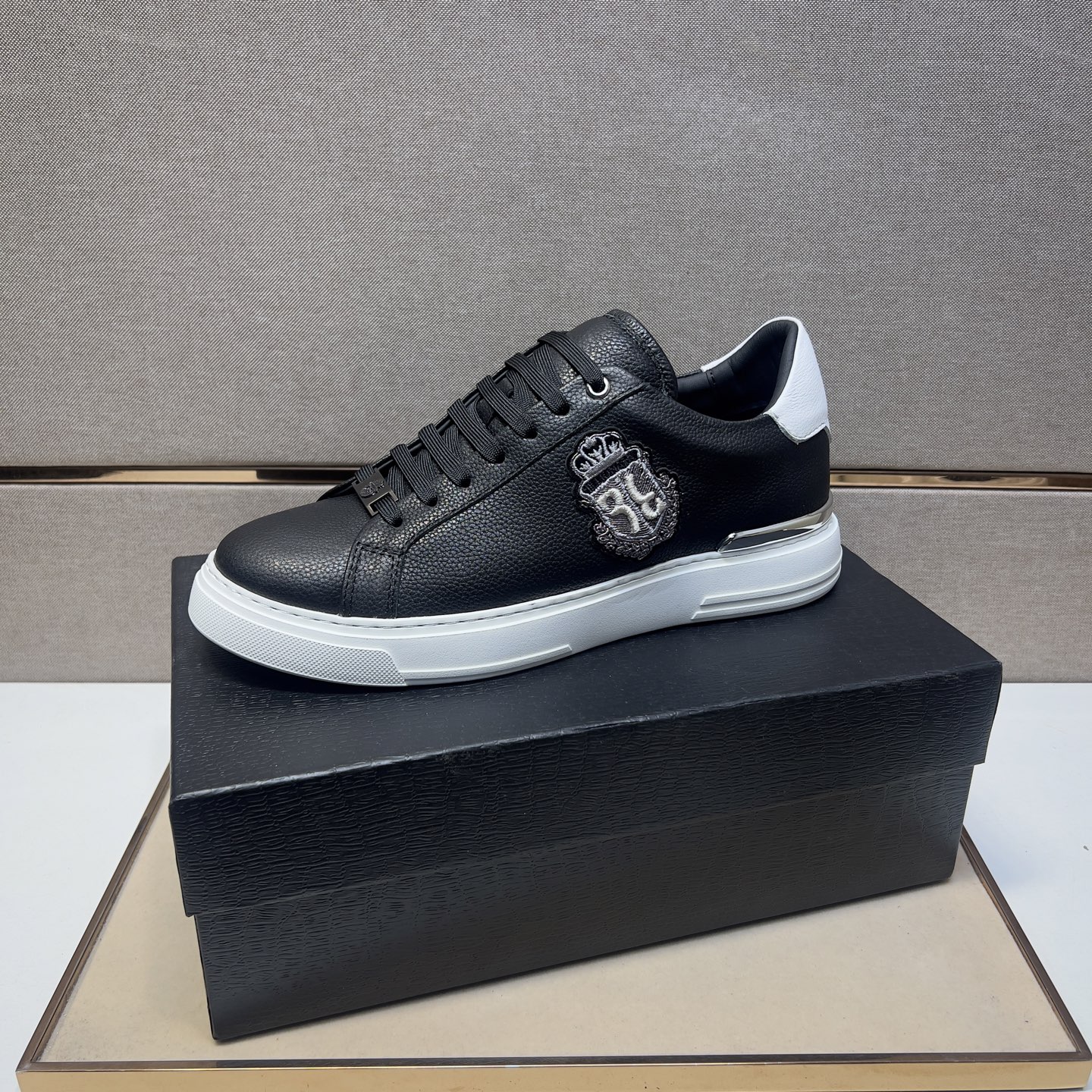 Luxury Leather Sneakers for Men, Available in sizes 39-44 5 i1742660868806 2270 0 3