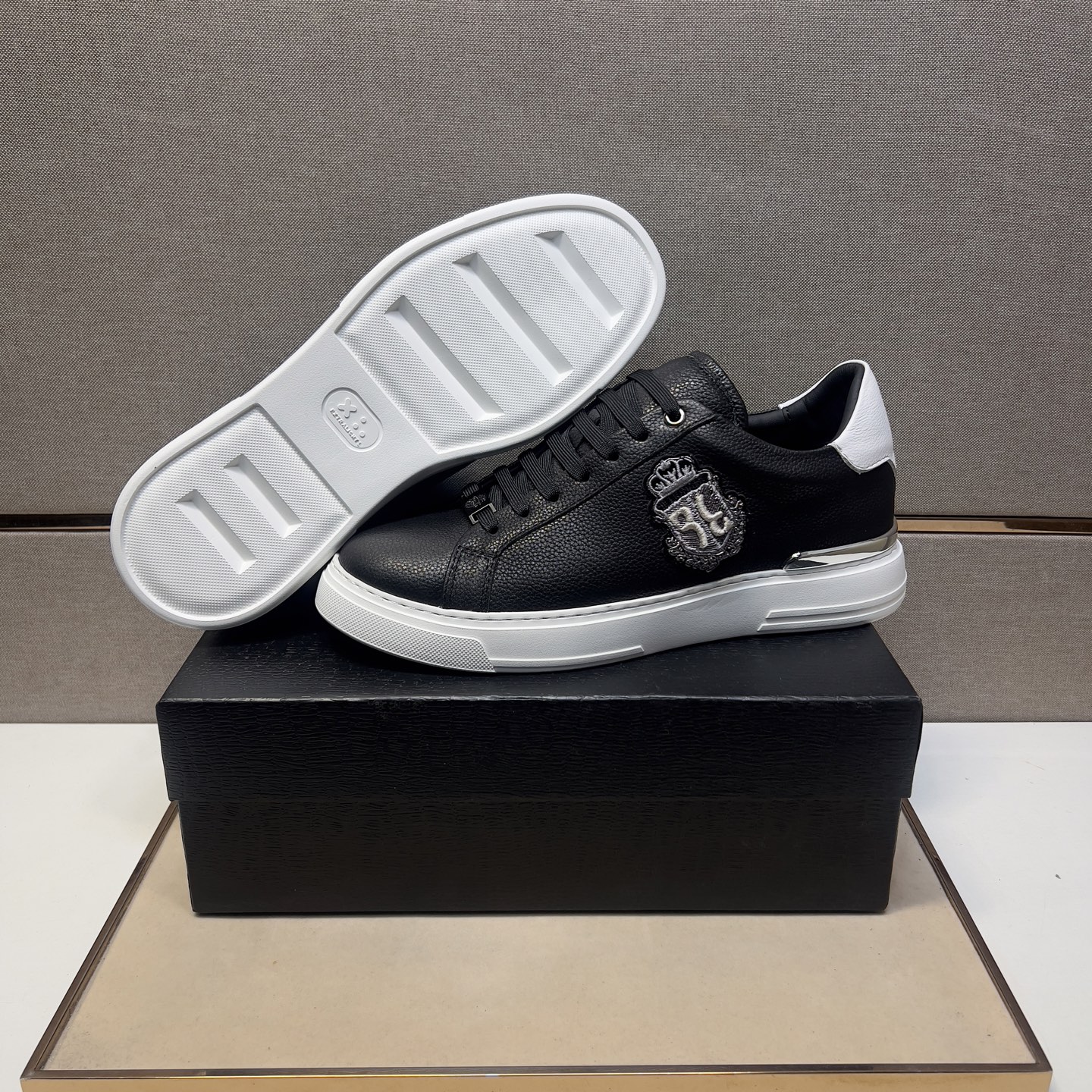 Luxury Leather Sneakers for Men, Available in sizes 39-44 9 i1742660869913 3341 0 7