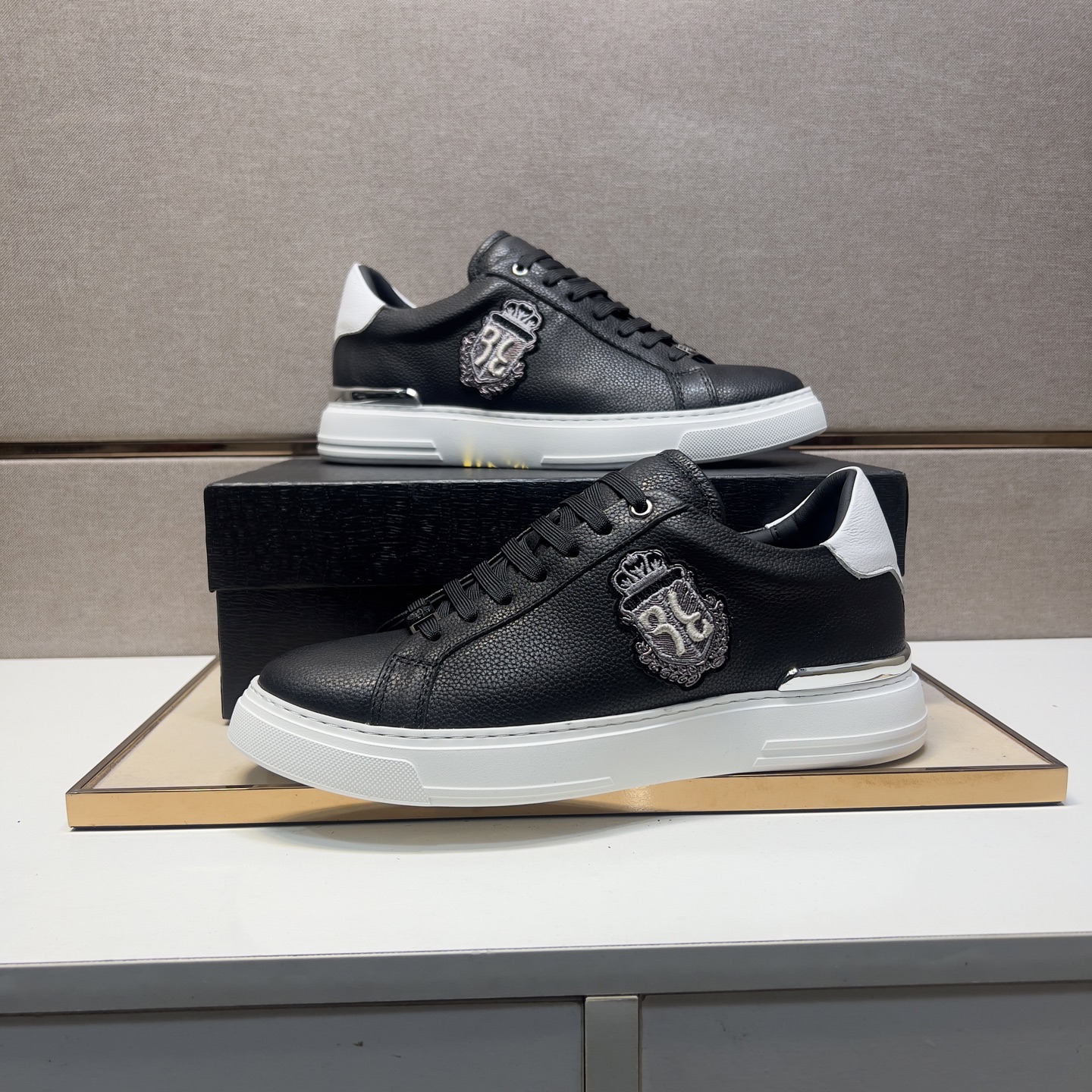 Luxury Leather Sneakers for Men, Available in sizes 39-44 6 i1742660869914 3417 0 4