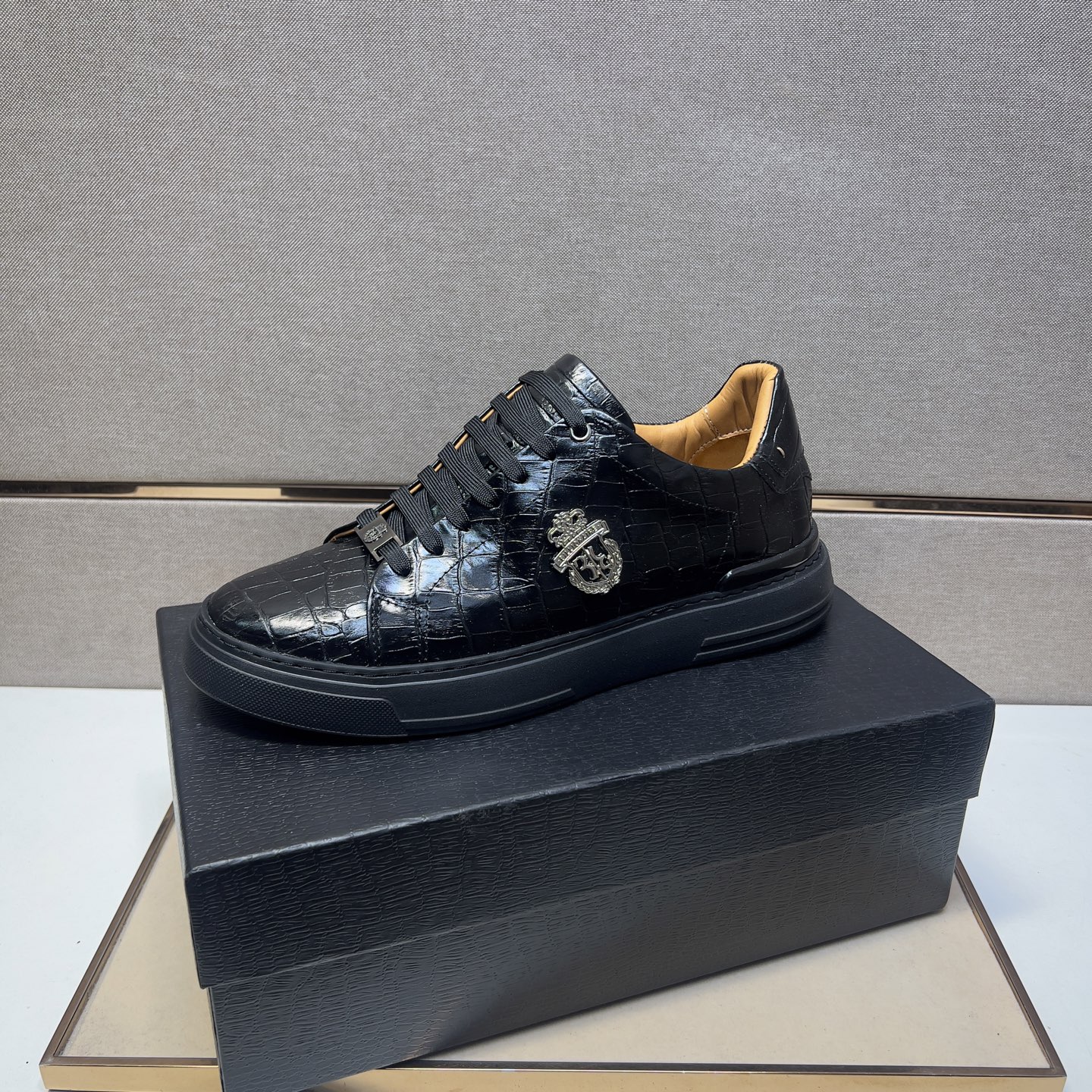 Billionaire 2025 Men's Black Leather Crocodile Embossed Casual Sneakers 5 i1742661176924 2963 0 3