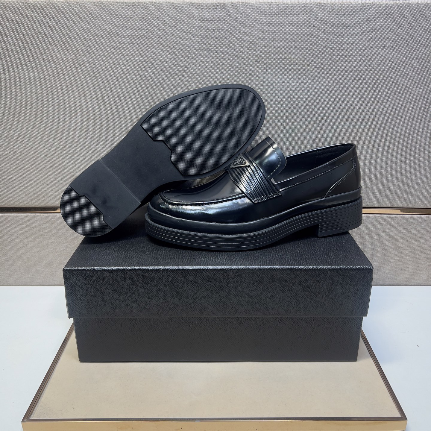 Prada Men's Black Leather Loafers, Sizes 38-44, Comfortable and Breathable 9 i1742749380548 229 0 7