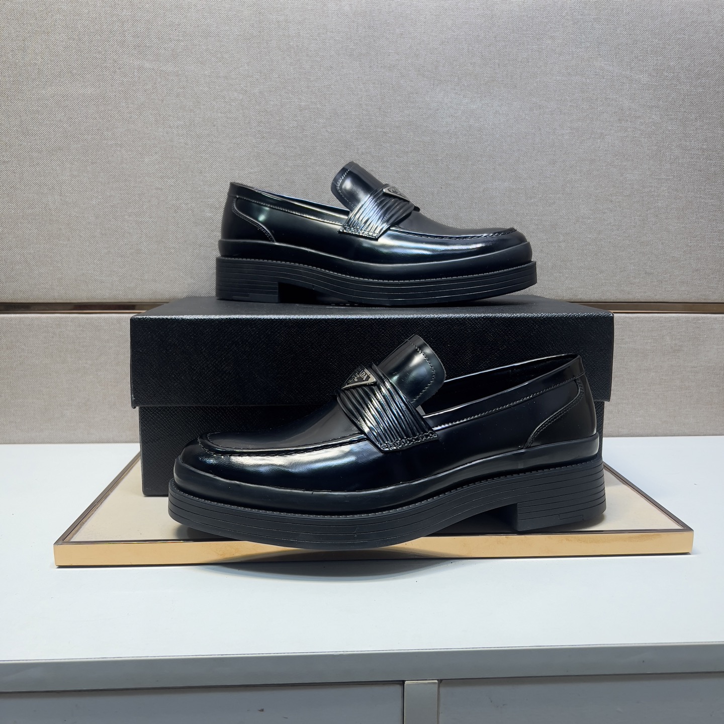Prada Men's Black Leather Loafers, Sizes 38-44, Comfortable and Breathable 6 i1742749381669 2333 0 4