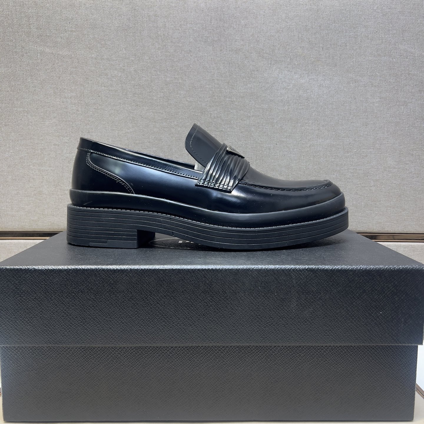 Prada Men's Black Leather Loafers, Sizes 38-44, Comfortable and Breathable 4 i1742749381758 5552 0 2