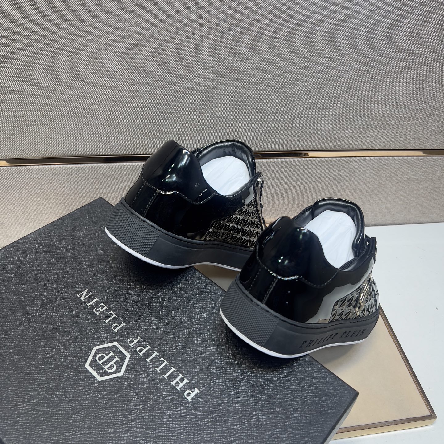 Men's Philipp Plein Black Leather Lace-Up Fashion Sneakers Size 38-44 10 i1742832869596 7990 0 8