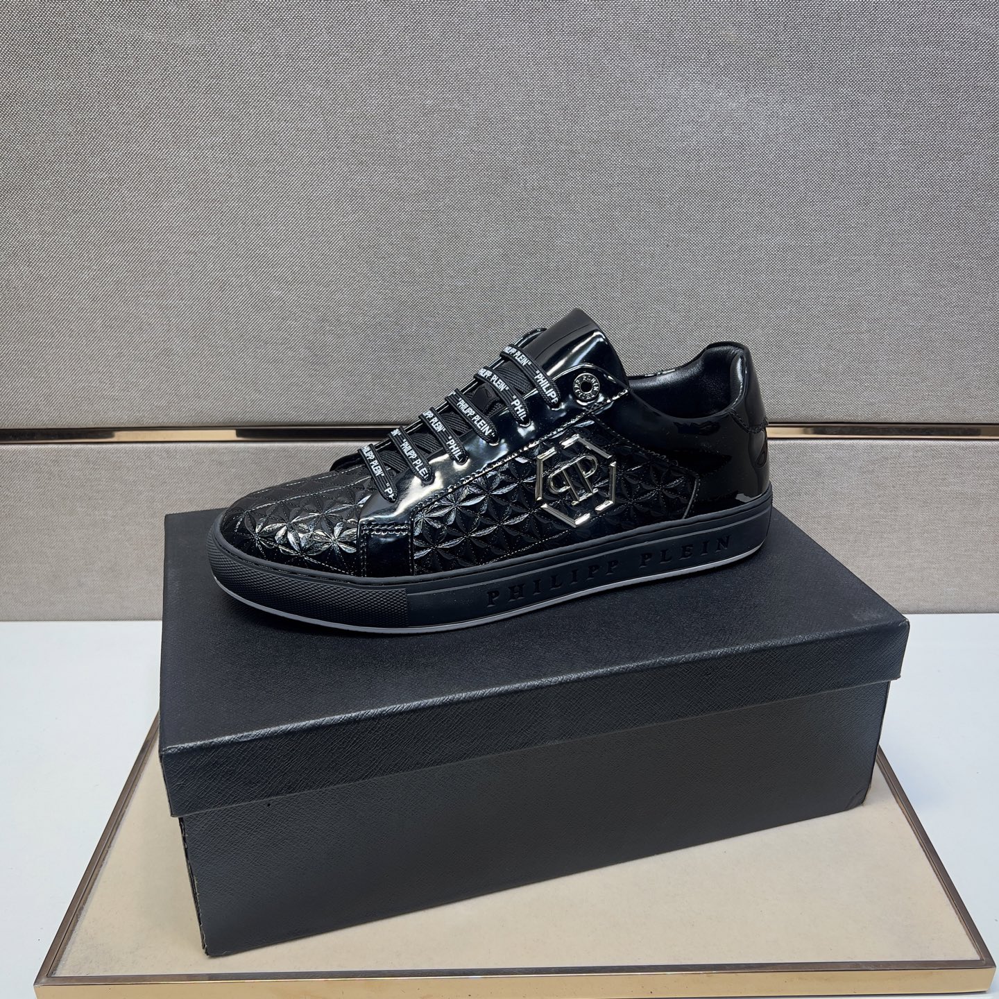 Philipp Plein Men's Black Leather Sneakers - Fashionable & Comfortable 5 i1742832941844 8043 0 3