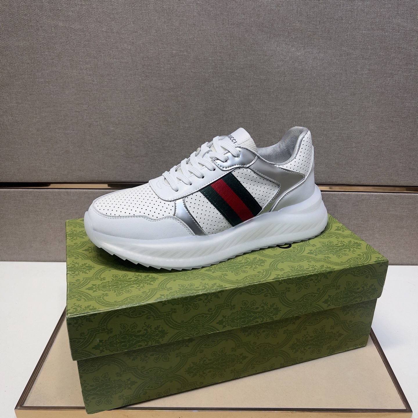 Gucci Men's White Leather Lace-Up Sneakers with Web Stripe Detail 5 i1742833488241 2571 0 3