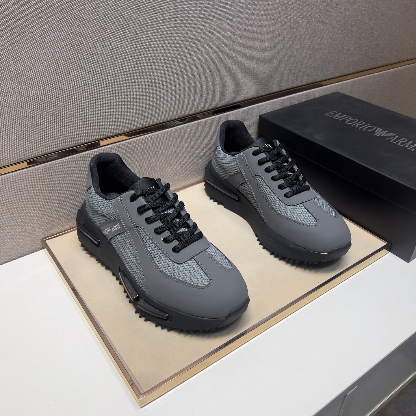 NO:275152,[Ama~] Men's casual shoes are available simultaneously in 2025z cabinet. Size: 38-44# The 4-color uppers are made of multi-material spliced ​​mesh fabric inner lining, comfortable and breathable, the original sole is comfortable and wear-resistant, and the real shot is even better.19860909【阿玛～】男士休闲鞋 2025z柜同步发售 码数:38-44# 4个颜色鞋面选用多材质拼接网布内里,舒适透气,鞋底原版舒适耐磨大底,实物拍摄实物更赞,,Men's shoes