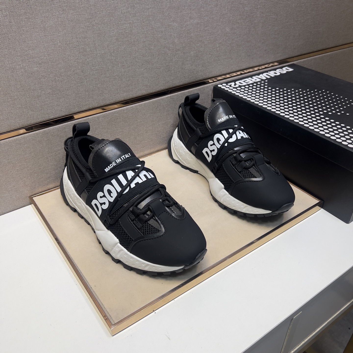 NO:275486,【D2～】Men's casual shoes 2025z cabinets are available simultaneously. Number of sizes: 38-44# The uppers of the two colors are made of multi-material spliced ​​mesh, which is comfortable and breathable. The original sole is comfortable and wear-resistant. The real thing is even better.19860909【D2～】男士休闲鞋 2025z柜同步发售 码数:38-44# 2个颜色鞋面选用多材质拼接网布内里,舒适透气,鞋底原版舒适耐磨大底,实物拍摄实物更赞,,Men's shoes