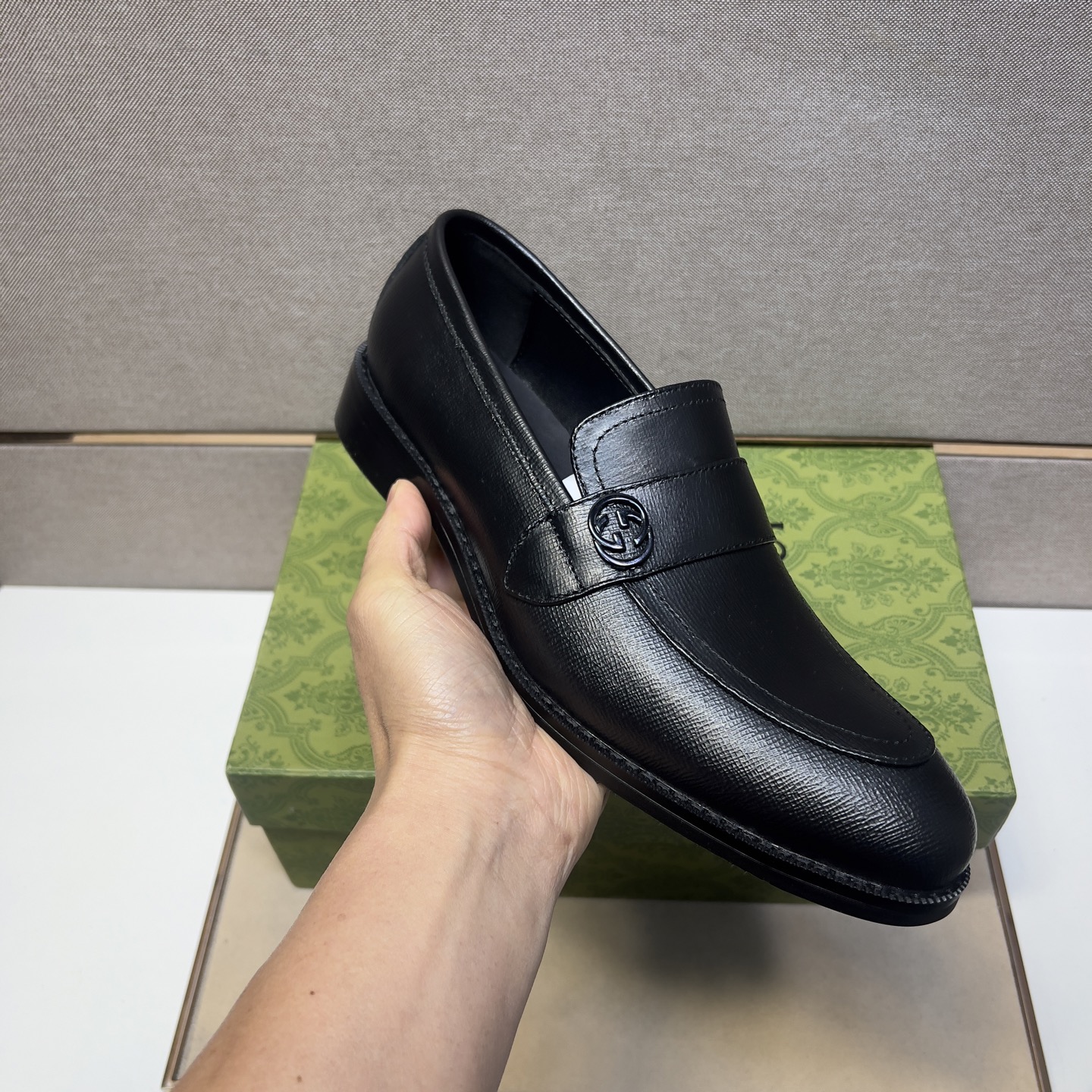 Elegant Leather Loafers for Men - Comfortable and Stylish Dress Shoes 7 i1743440521438 6552 0 5