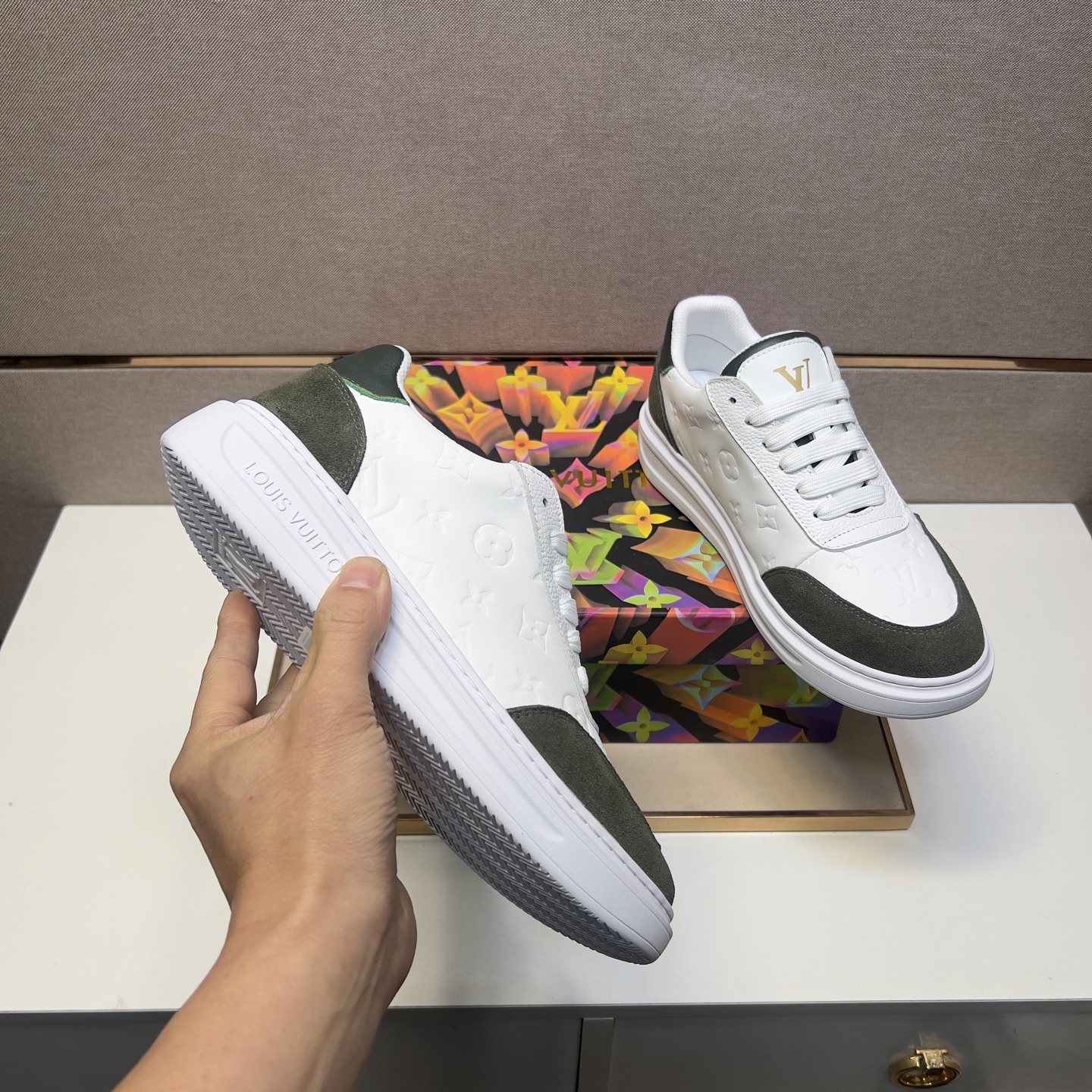 Louis Vuitton Men's Casual Sneakers - Comfortable & Breathable, Sizes 38-44 8 i1743526277847 2303 0 6