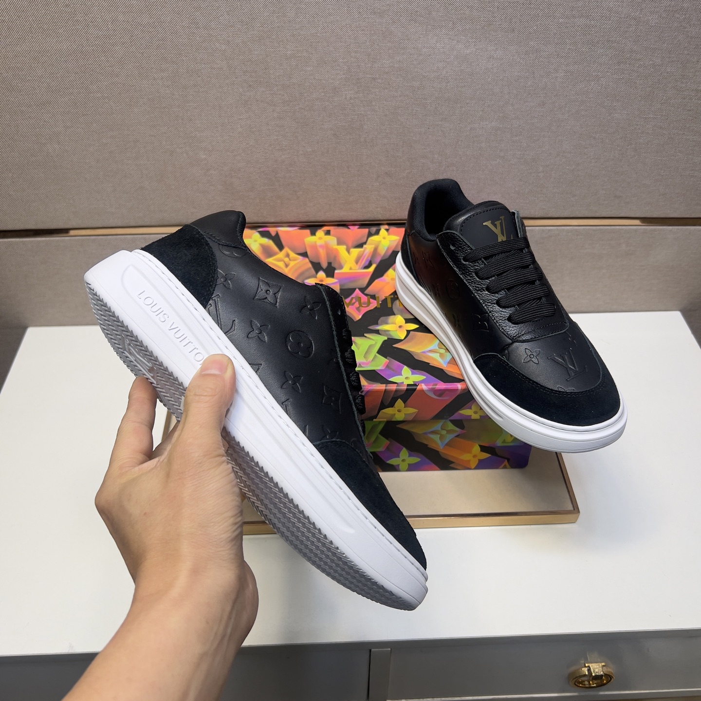Louis Vuitton Men's Black Leather Casual Sneakers - Size 38-44 8 i1743526289425 9849 0 6