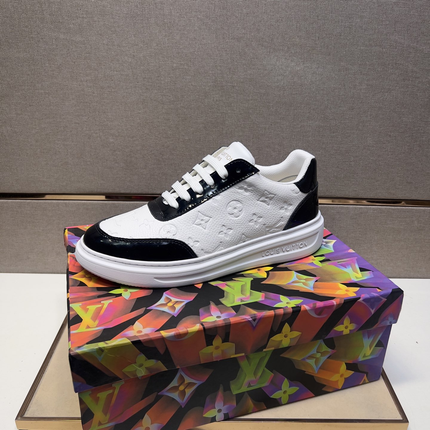 Louis Vuitton Men's White and Black Leather Sneakers, Size 38-44 5 i1743526345364 5152 0 3
