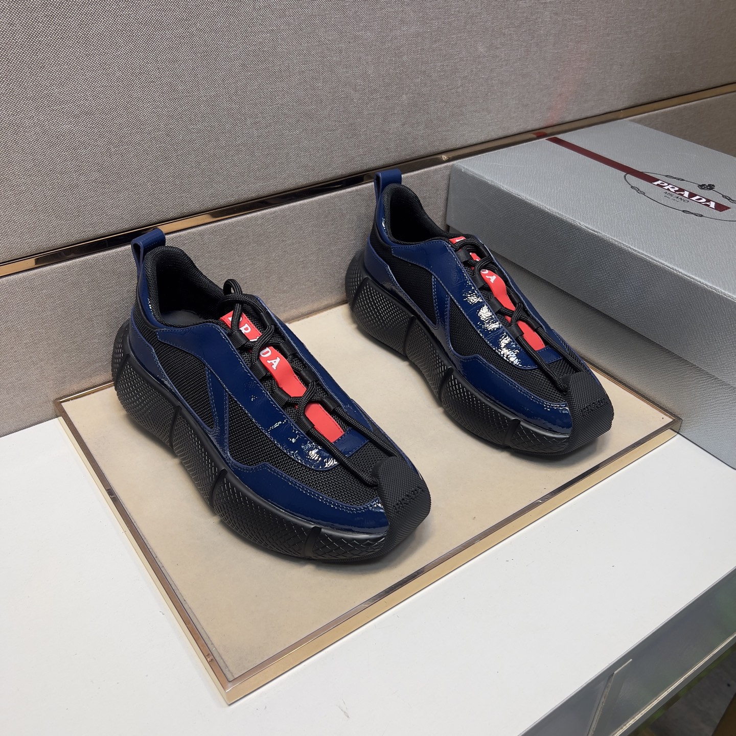 NO:280329,[Public ~] Men's casual shoes are available simultaneously in 2025z cabinet. Size: 38-44# 6 color uppers are made of multi-material spliced ​​mesh lining, cowhide footbed, comfortable and breathable, original sole comfortable and wear-resistant sole, real shots are even better, cowhide19860909【普～】男士休闲鞋 2025z柜同步发售 码数:38-44# 6个颜色鞋面选用多材质拼接网布内里,牛皮垫脚,舒适透气,鞋底原版舒适耐磨大底,实物拍摄实物更赞,,cowhide,Men's shoes