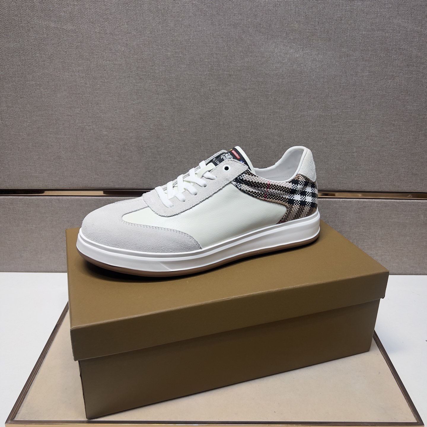 Burberry Men's Casual Sneakers in Multiple Materials and Leather Lining 5 i1744820064642 9849 0 3