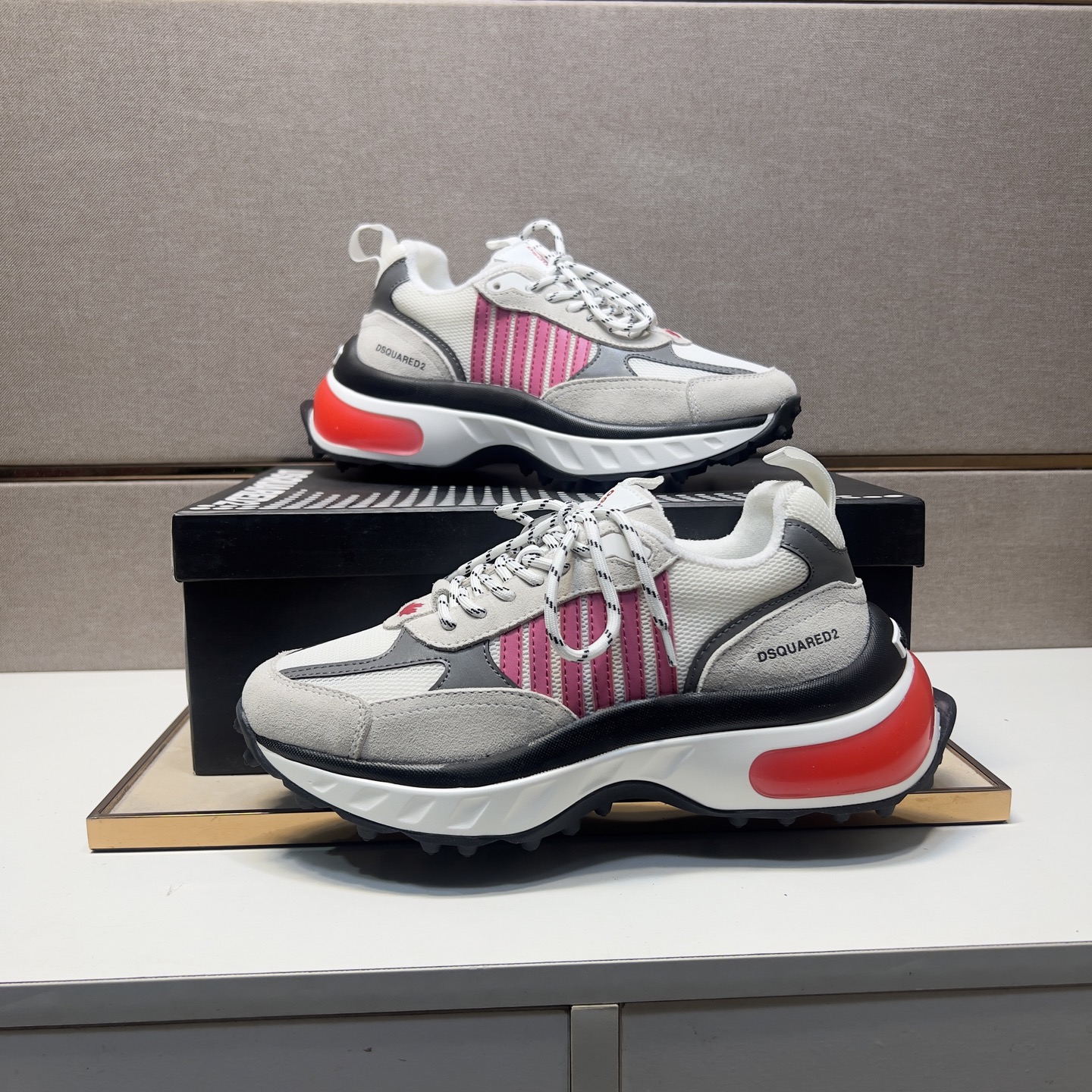 Dsquared2 Men's Multi-Panel Sneakers - Breathable, Comfortable, and Durable 6 i1745253983430 1069 0 4