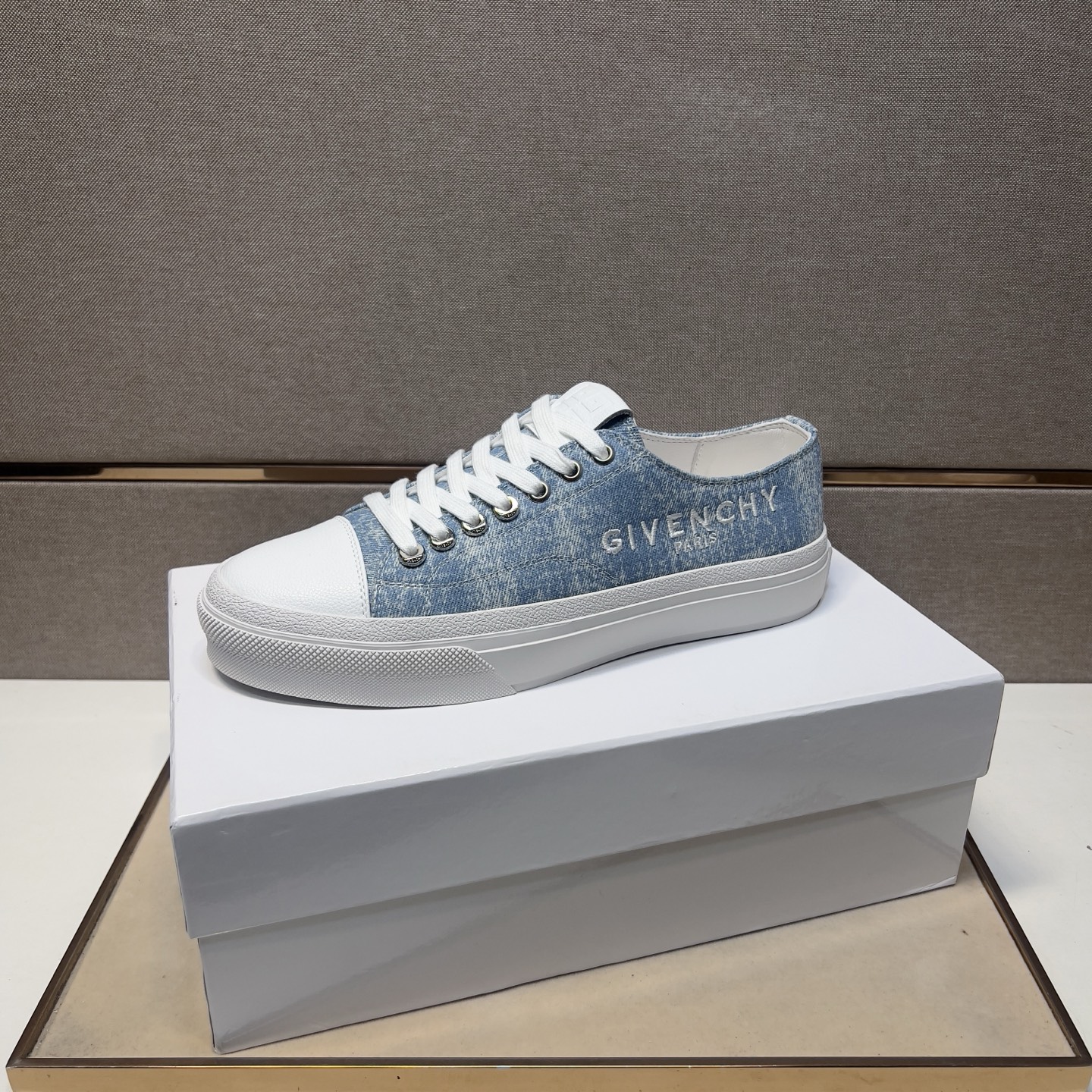 Givenchy Men's Casual Sneakers in Blue Denim and Leather, Sizes 38-44 5 i1745340754688 2320 0 3