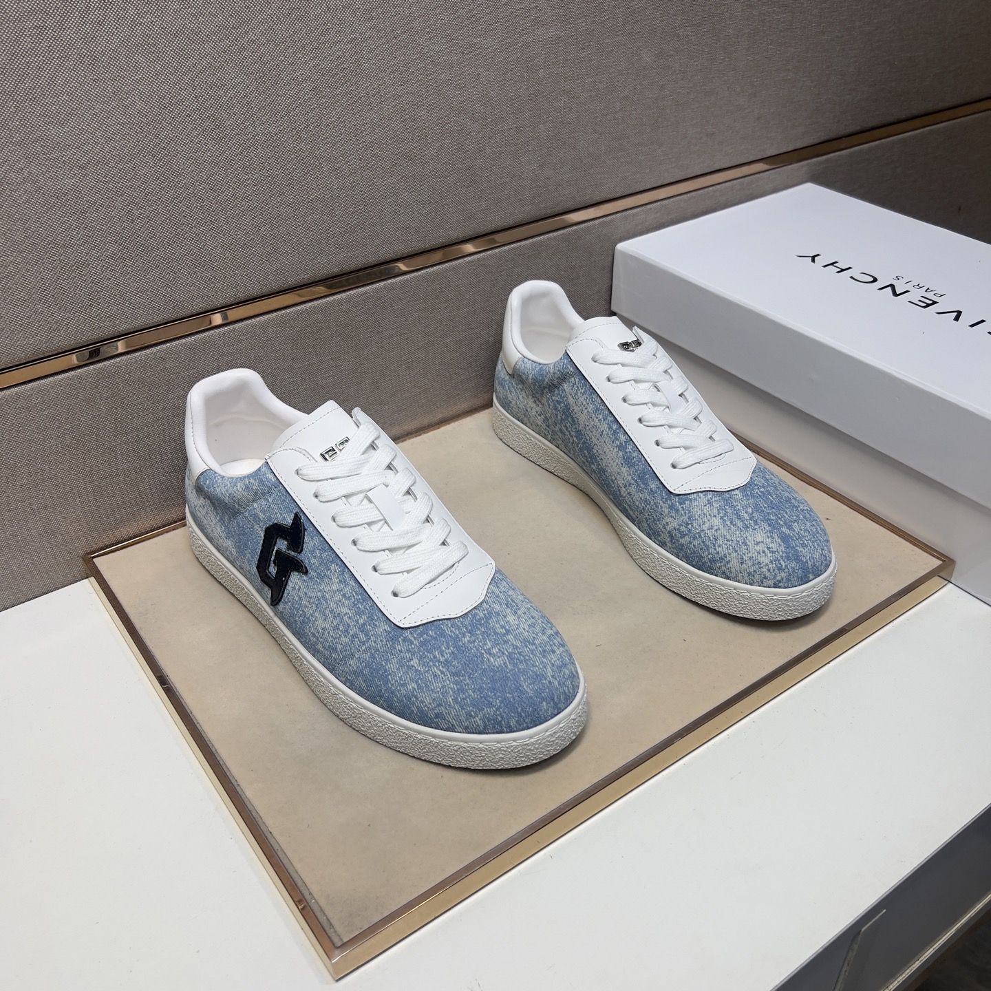 Givenchy Men's Casual Sneakers Denim & Leather Upper Sizes 38-44 1 Givenchy Men's Casual Sneakers Denim & Leather Upper Sizes 38-44