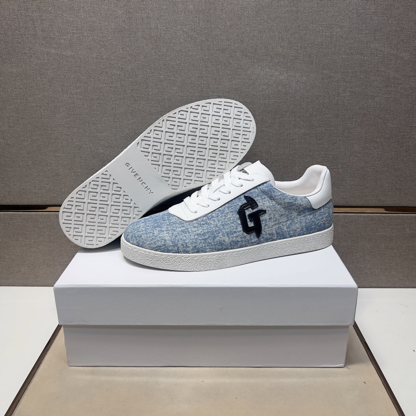 Givenchy Men's Casual Sneakers Denim & Leather Upper Sizes 38-44 9 i1745340865561 4816 0 7