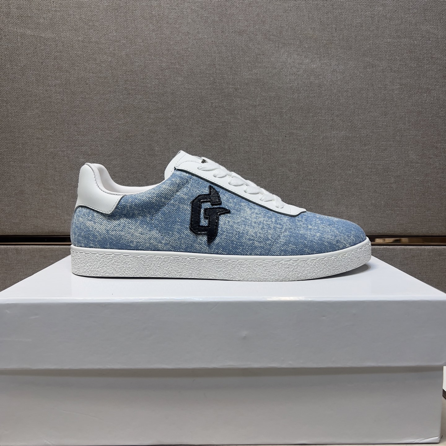 Givenchy Men's Casual Sneakers Denim & Leather Upper Sizes 38-44 4 i1745340865561 5521 0 2