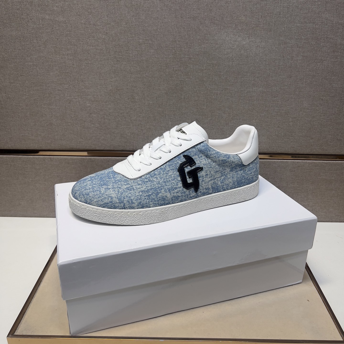 Givenchy Men's Casual Sneakers Denim & Leather Upper Sizes 38-44 5 i1745340865590 956 0 3