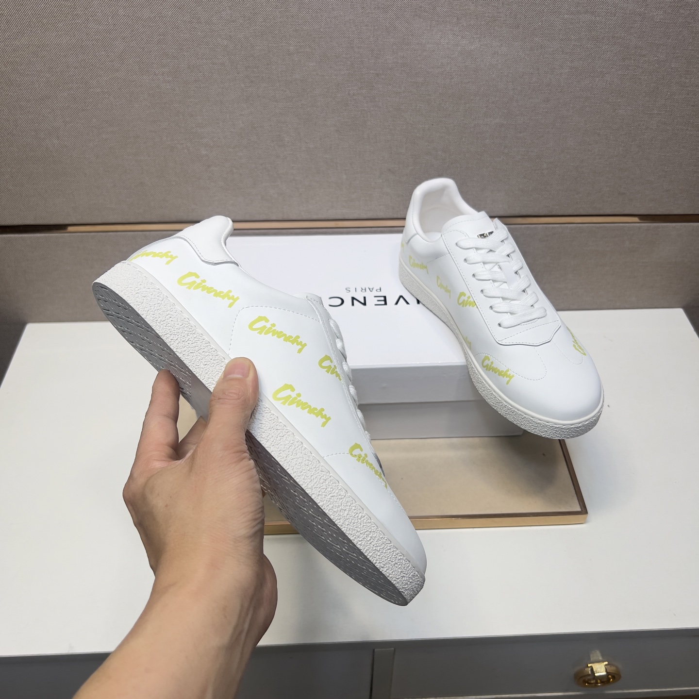 Givenchy Men's City Sport Sneakers in White Leather with Logo Print 8 i1745340890429 5598 0 6