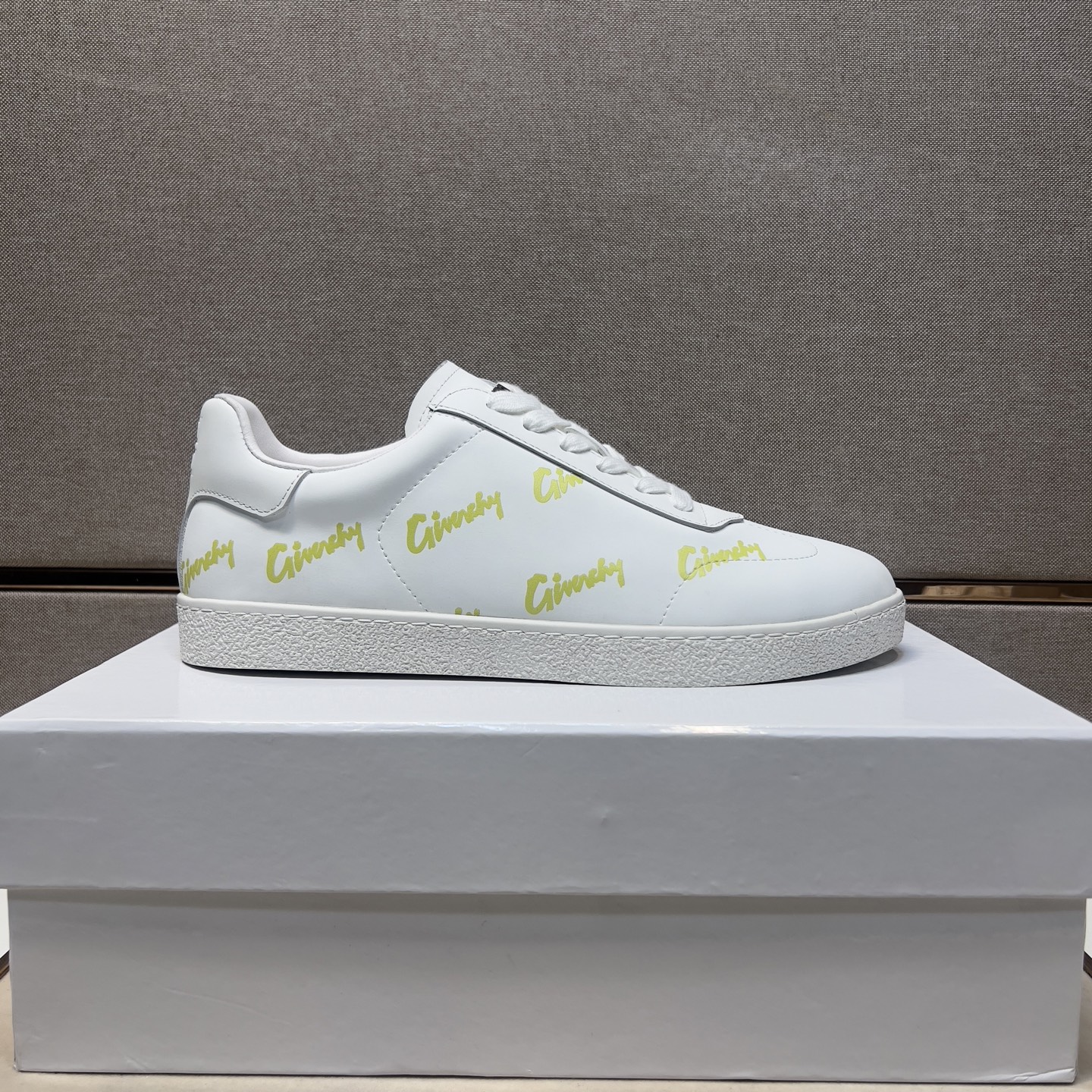 Givenchy Men's City Sport Sneakers in White Leather with Logo Print 4 i1745340890565 8308 0 2