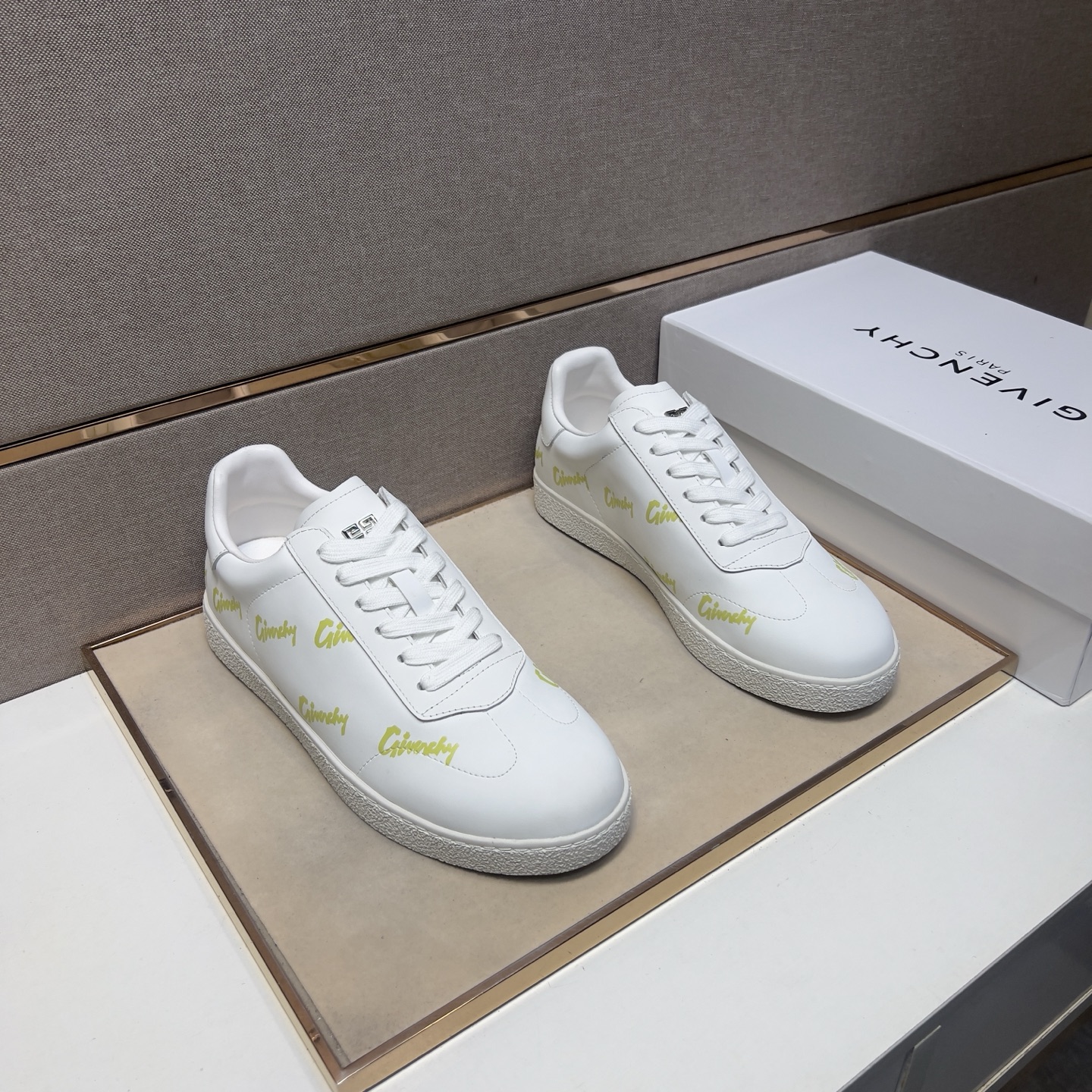 Givenchy Men's City Sport Sneakers in White Leather with Logo Print 2 i1745340891633 4679 0 0