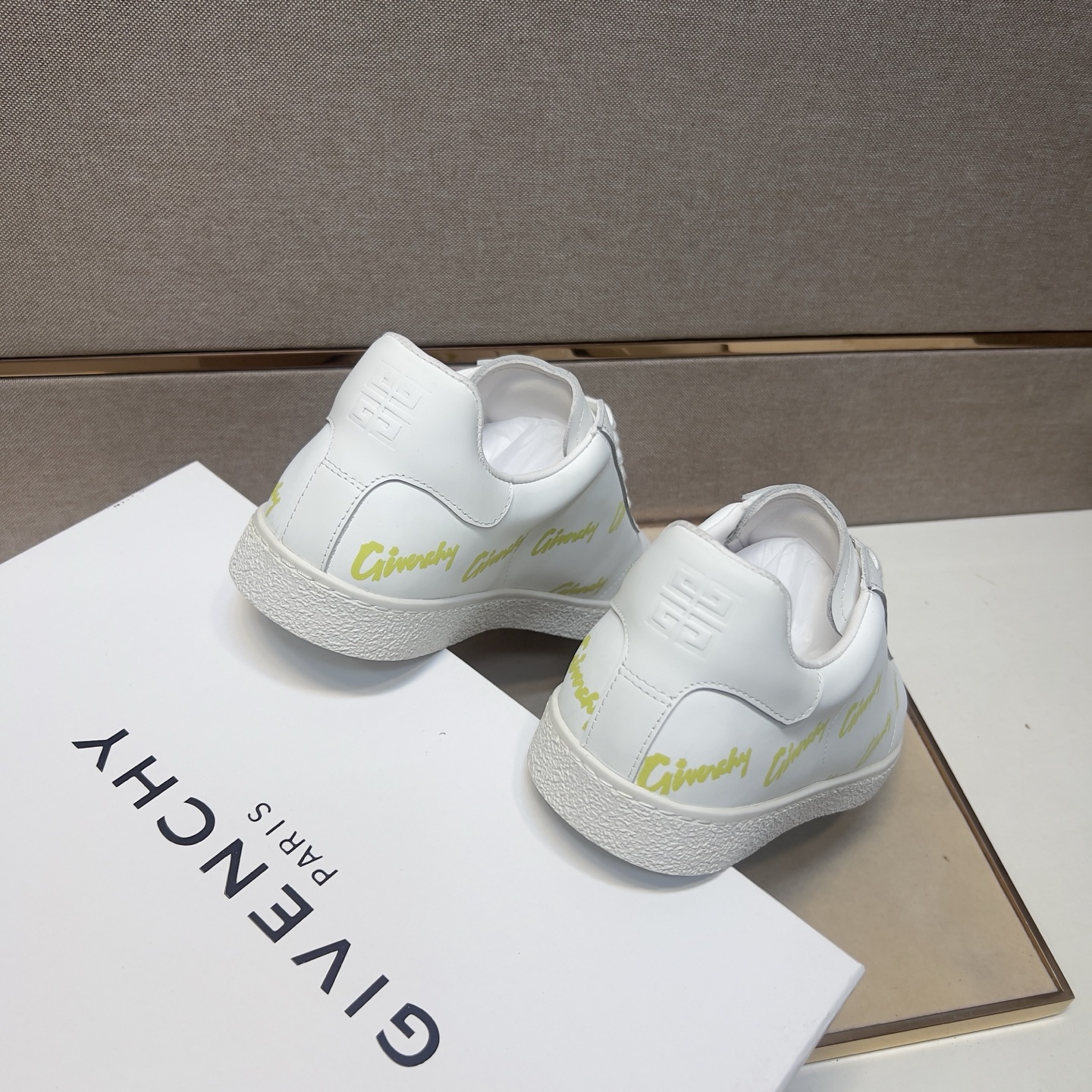 Givenchy Men's City Sport Sneakers in White Leather with Logo Print 10 i1745340891644 8764 0 8