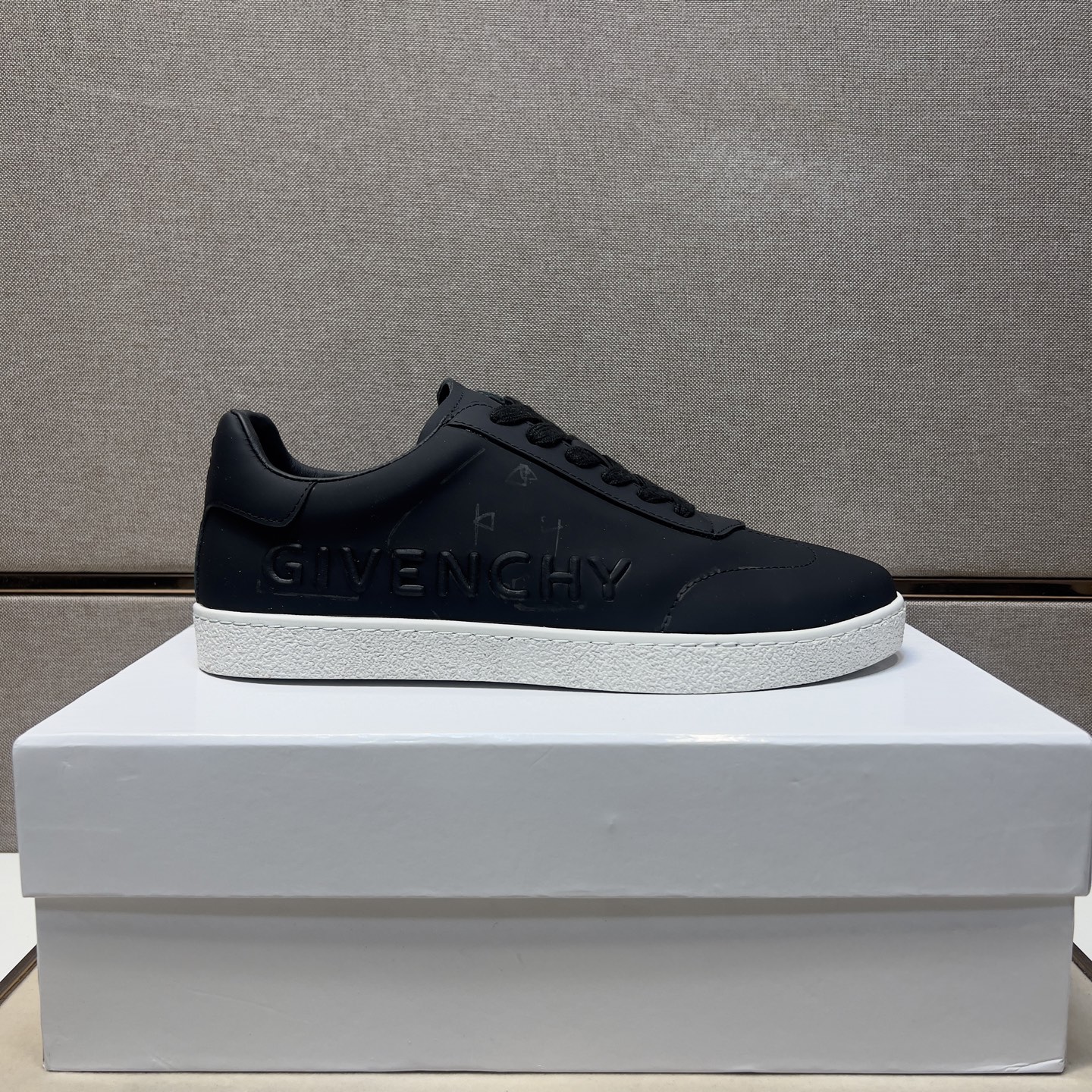 Givenchy Men's City Sport Sneakers in Black Leather, Sizes 38-44 4 i1745340948685 7160 0 2