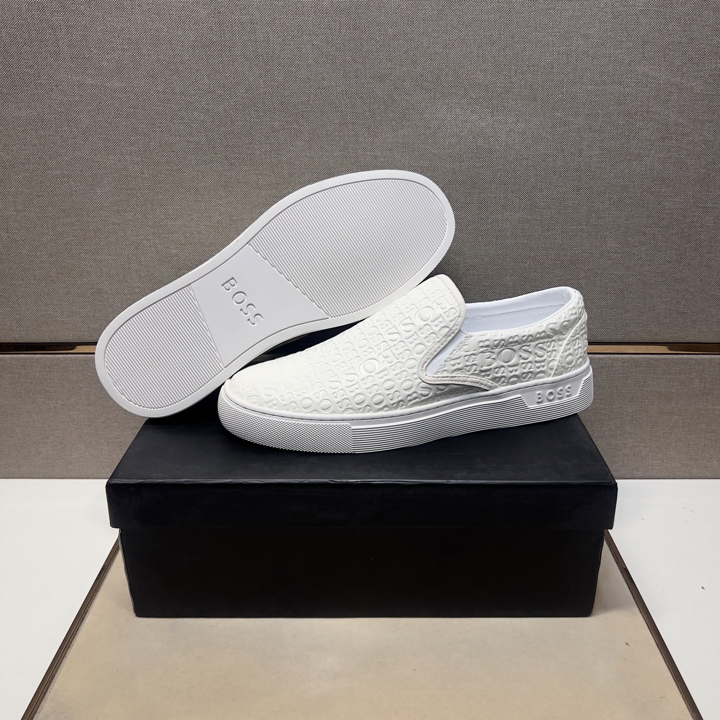BOSS Men's Slip-On Sneakers: Fashionable & Comfortable, Sizes 38-44 9 i1745425873402 3787 0 7
