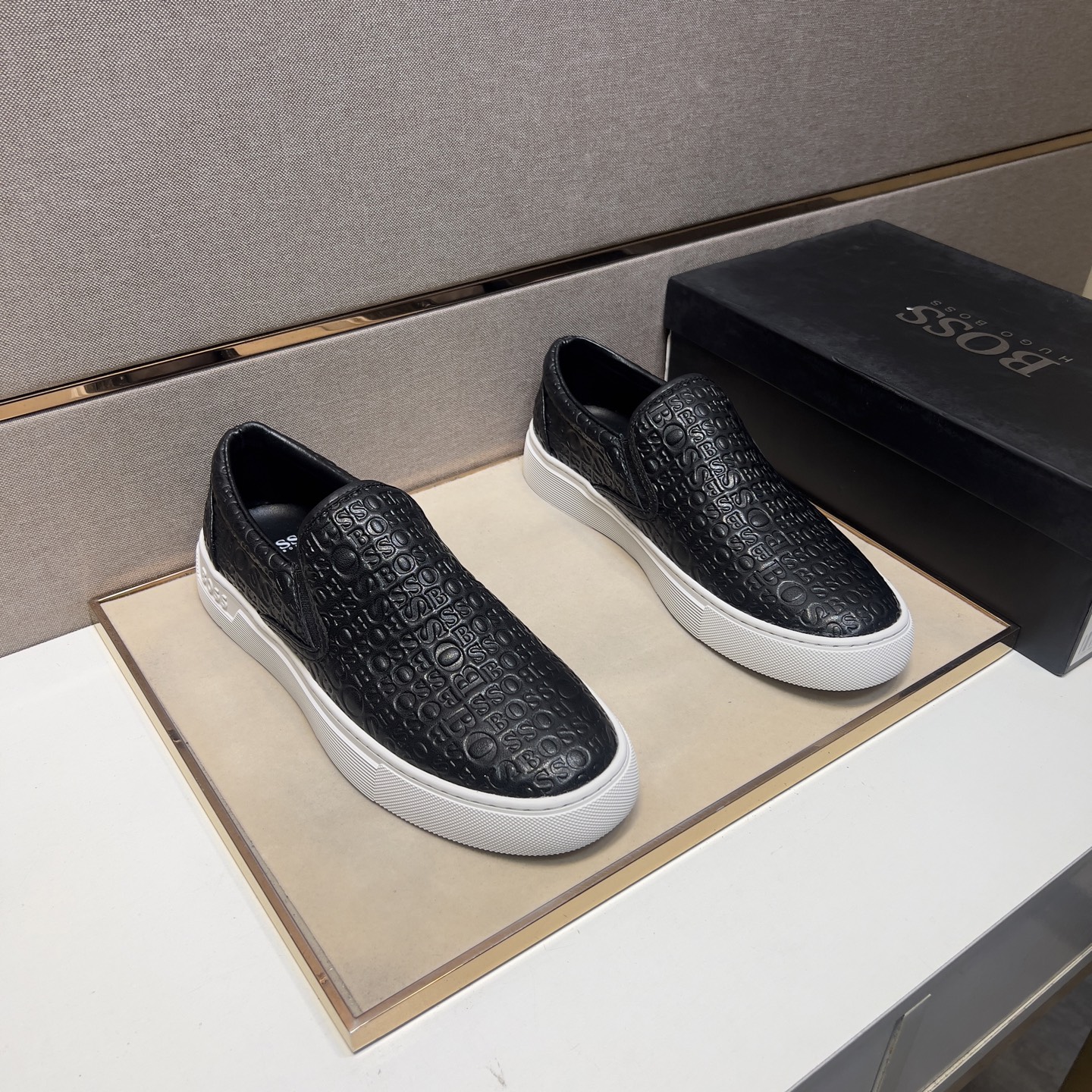 Hugo Boss Men's Leather Slip-On Sneakers - Comfortable & Breathable 1 Hugo Boss Men's Leather Slip-On Sneakers - Comfortable & Breathable