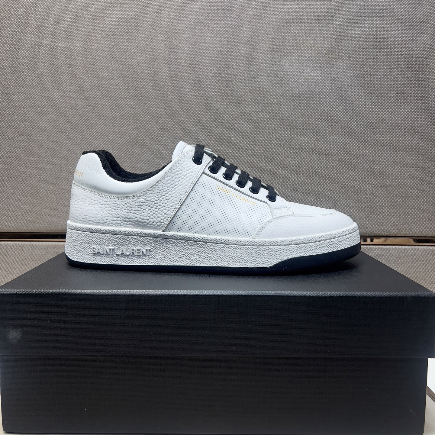 Saint Laurent Men's White Leather Court Classic SL/06 Sneakers, Sizes 38-44 4 i1745600877952 8298 0 2