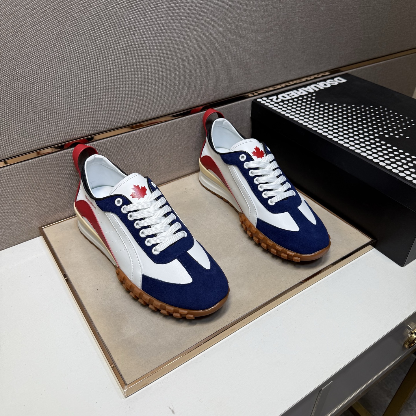 NO:344564,【D2～】Men's casual shoes 2025z cabinets are available simultaneously. Size: 38-44# 1 color upper is made of multi-material spliced ​​leather inner lining, comfortable and breathable, original sole is comfortable and wear-resistant, and the real shot is even better.19860909【D2～】男士休闲鞋 2025z柜同步发售 码数:38-44# 1个颜色鞋面选用多材质拼接真皮内里,舒适透气,鞋底原版舒适耐磨大底,实物拍摄实物更赞,,Men's shoes