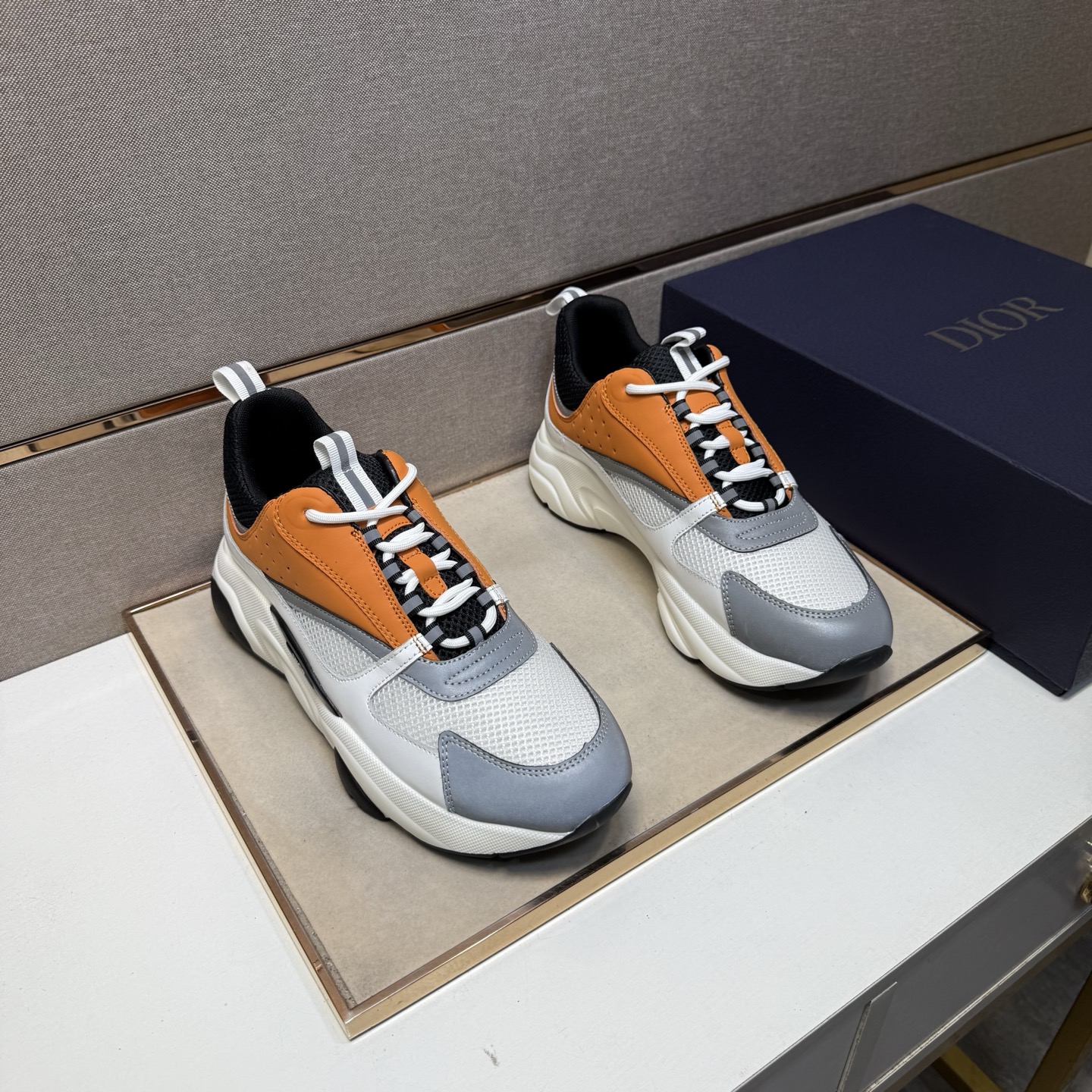 NO:357199,[Di B22~] Men's casual shoes 2025z cabinets are available simultaneously. Number of sizes: 38-44 # 5 color uppers are made of multi-material spliced ​​mesh fabric inner lining, comfortable and breathable, original sole is comfortable and wear-resistant, and the real shot is even better.19860909【迪B22～】男士休闲鞋 2025z柜同步发售 码数:38-44 # 5个颜色鞋面选用多材质拼接网布内里,舒适透气,鞋底原版舒适耐磨大底,实物拍摄实物更赞,,Men's shoes