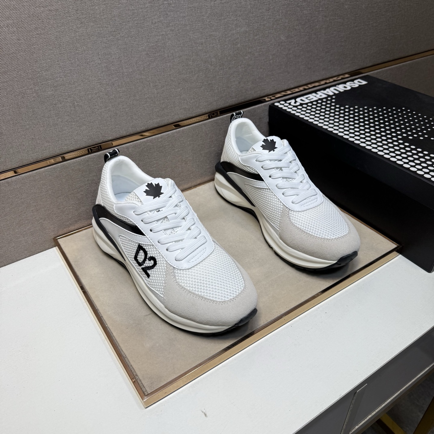 NO:355737,[D2~] Couple casual shoes are available at the same time in 2025z cabinet. Number of sizes: 36-44 # The 4-color uppers are made of multi-material spliced ​​mesh fabric inner lining, comfortable and breathable, the original sole is comfortable and wear-resistant, and the real shot is even better.19860909【D2～】情侣装休闲鞋 2025z柜同步发售 码数:36-44 # 4个颜色鞋面选用多材质拼接网布内里,舒适透气,鞋底原版舒适耐磨大底,实物拍摄实物更赞,,Men's shoes