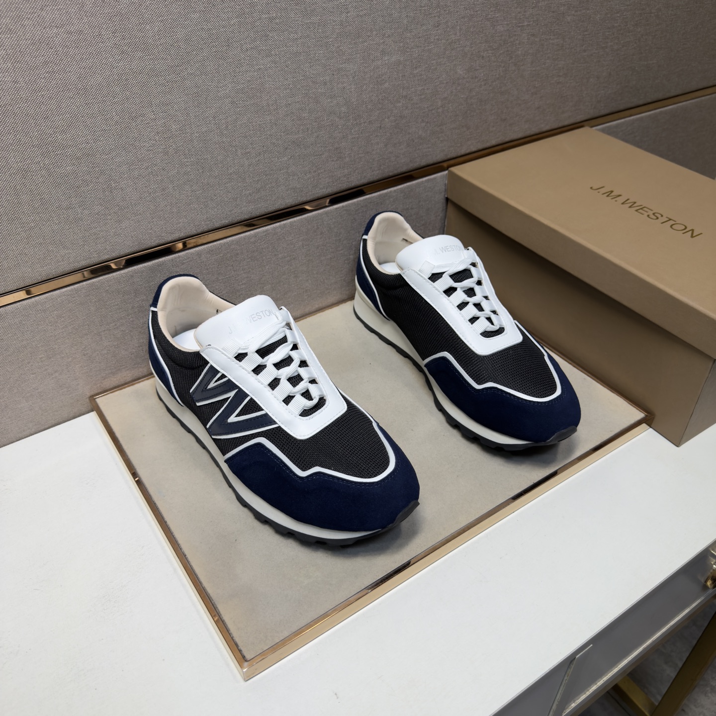NO:778072,[Wishton~] Men's casual shoes 2026z cabinet sales simultaneously Size: 38-44# 3 colors The upper is made of multi-material spliced ​​mesh lining, which is comfortable and breathable. The original sole is comfortable and wear-resistant. The real thing is better when photographed in person.19860909【威士顿～】男士休闲鞋 2026z柜同步发售 码数:38-44# 3个颜色鞋面选用多材质拼接网布内里,舒适透气,鞋底原版舒适耐磨大底,实物拍摄实物更赞,,Men's shoes