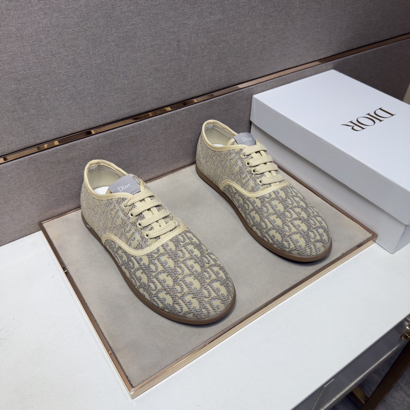 NO:887705,[Dior~] Men's casual shoes 2026z cabinet sales simultaneously Size 38-44 # 8 colors The upper is made of multi-material splicing genuine leather lining, comfortable and breathable, the original sole is comfortable and wear-resistant, the real thing is better when photographed, dior19860909【迪奥～】男士休闲鞋 2026z柜同步发售 码数38-44 # 8个颜色鞋面选用多材质拼接真皮内里,舒适透气,鞋底原版舒适耐磨大底,实物拍摄实物更赞,,dior,Men's shoes