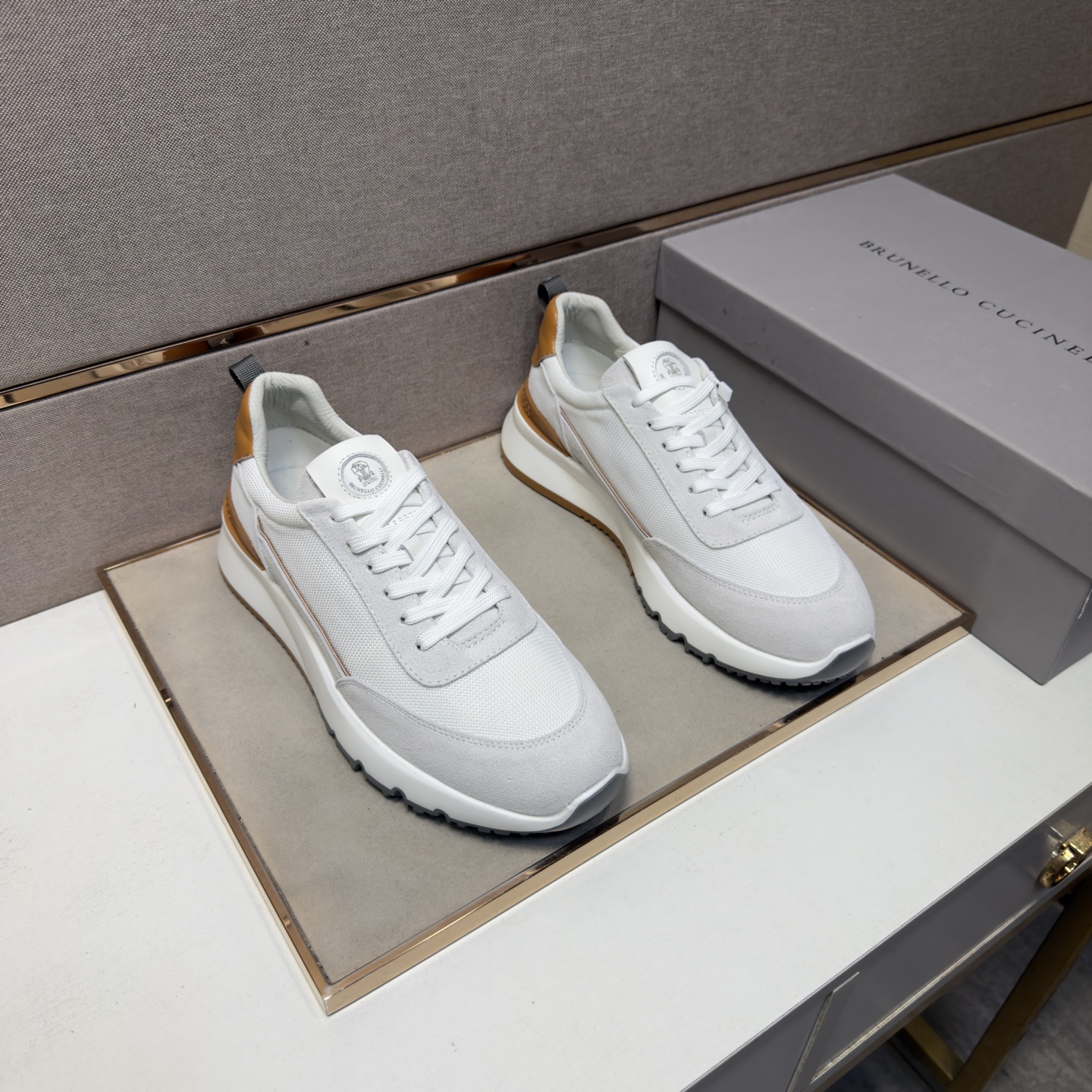 NO:887635,[BC~] Men's casual shoes 2026z cabinet sales simultaneously Size 39-44 # 4 colors The upper is made of multi-material spliced ​​genuine leather lining, which is comfortable and breathable. The original sole is comfortable and wear-resistant. The real thing is better when photographed in person.19860909【BC～】男士休闲鞋 2026z柜同步发售 码数39-44 # 4个颜色鞋面选用多材质拼接真皮内里,舒适透气,鞋底原版舒适耐磨大底,实物拍摄实物更赞,,Men's shoes