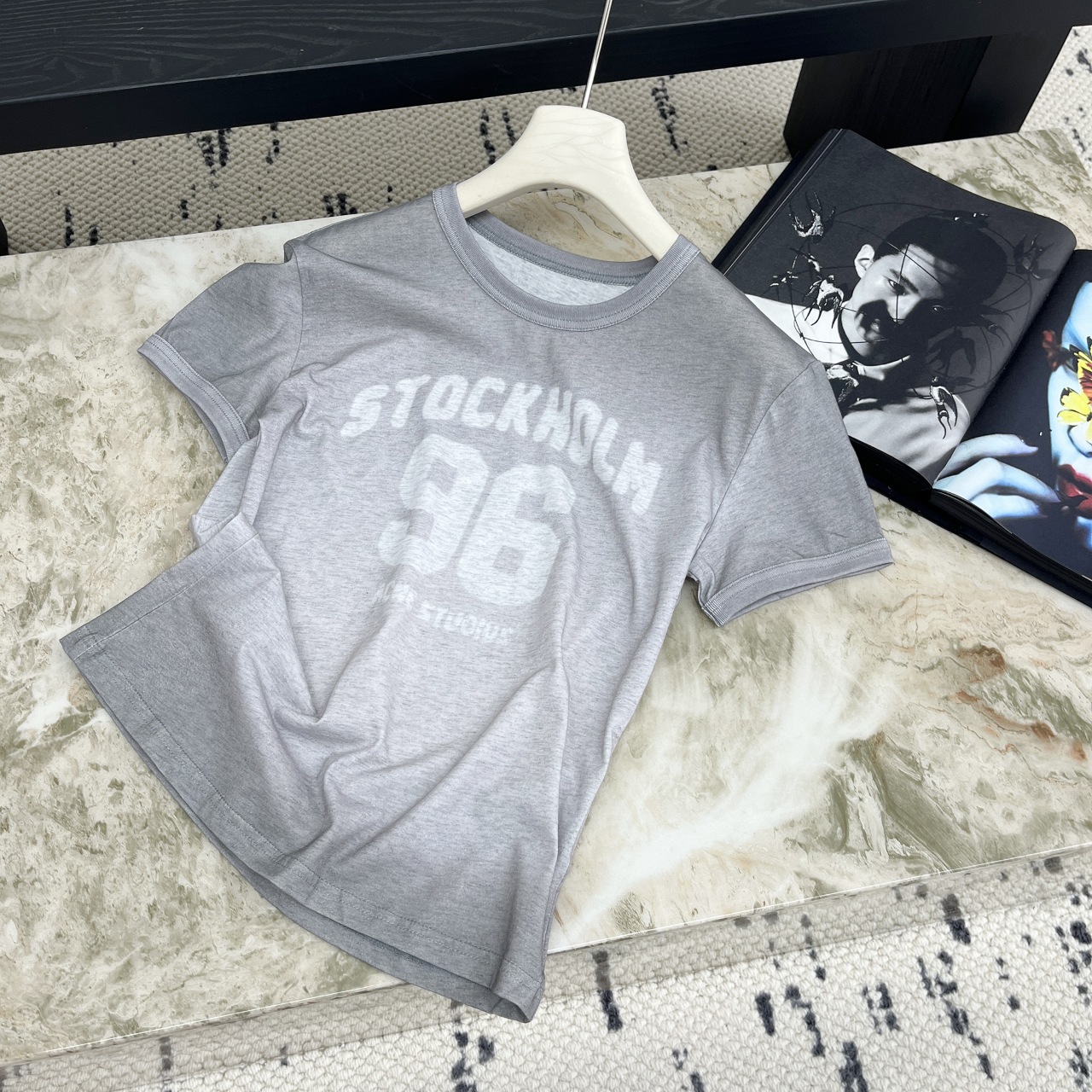 NO:452994,Acnestudios 25 summer new 96 tie-dye slim short-sleeved T-shirt slim high waist short style sml, acne studios,dior,T-shirt,tees,t-shirt,alexander wang19860909Acnestudios 25夏季新款 96扎染修身短袖T恤 修身高腰短款版型 sml,,acne studios,dior,T-shirt,tees，t-shirt,alexander wang,Women's clothing