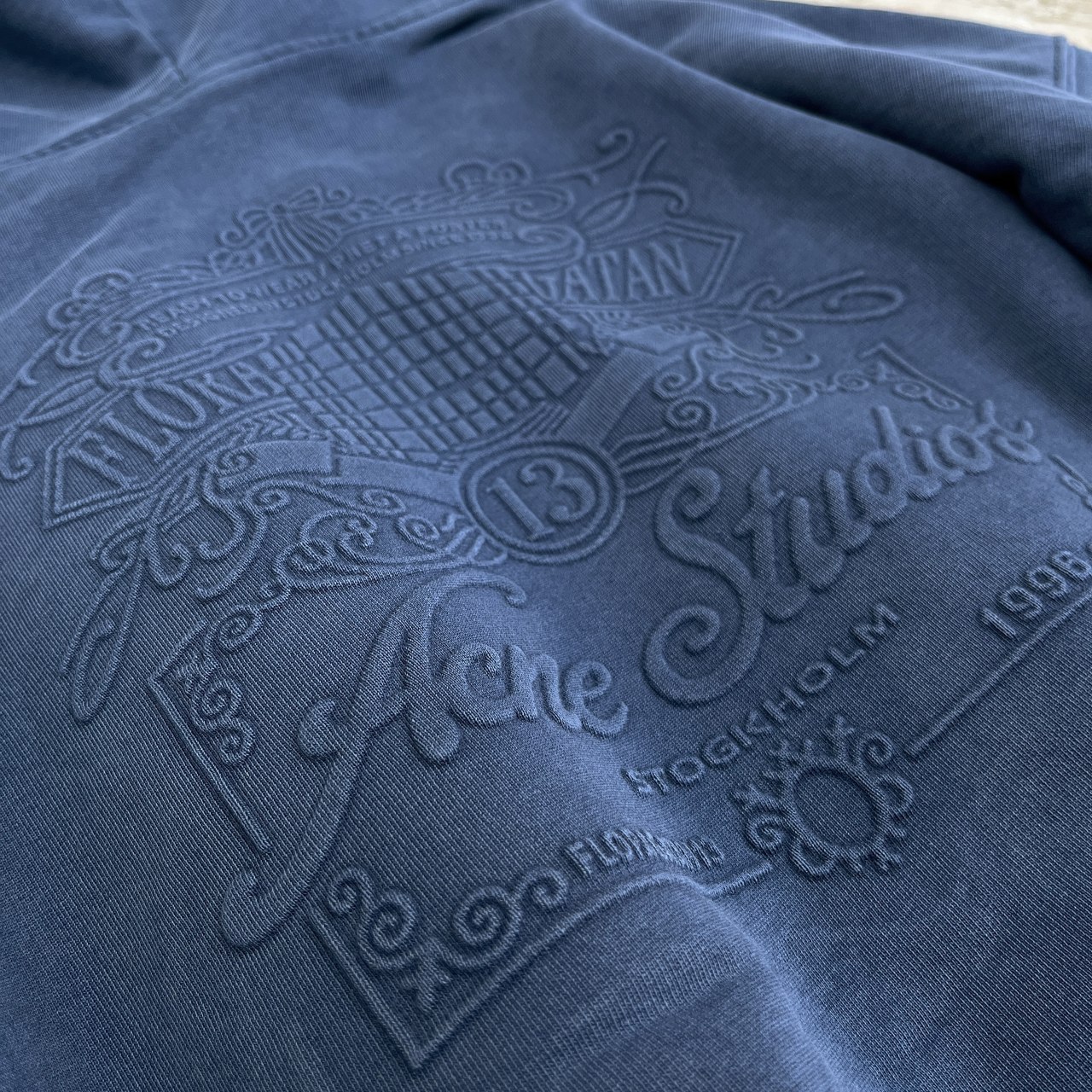 Acnestudios 25秋冬新款 重工洗水压花连帽卫衣外套 采用100%棉高克重面料 宽松大版型不挑