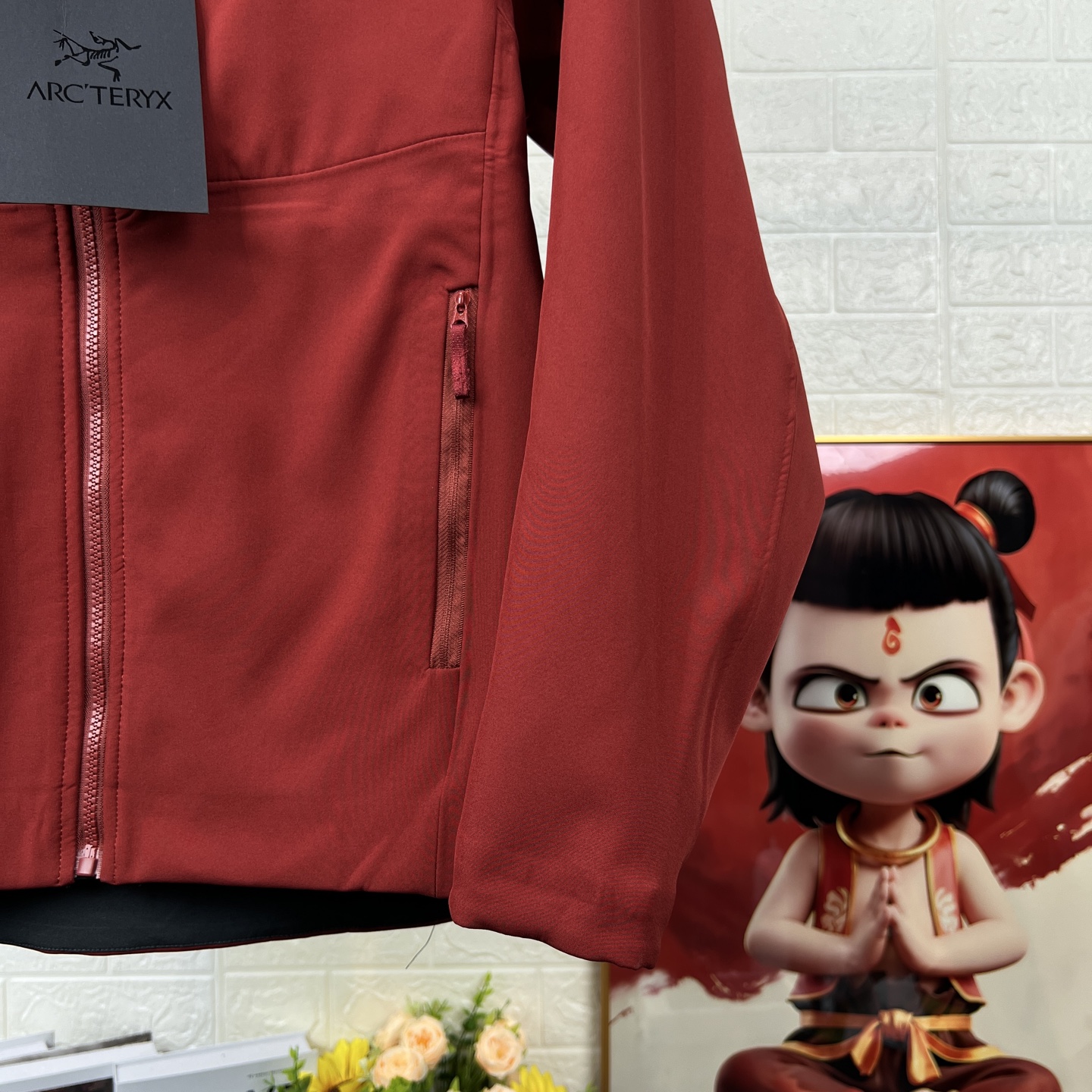 ARCTERYX GAMMA MX始祖鸟防风冲锋衣 秋冬城市通勤和户外攀岩运动，防风耐磨透气 相比于冲锋衣 上身更加舒适