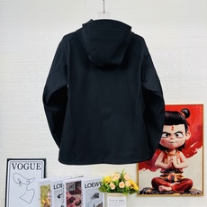 ARCTERYX GAMMA MX始祖鸟防风冲锋衣 秋冬城市通勤和户外攀岩运动,防风耐磨透气 相比于冲锋衣 上身更加舒适 ARCTERYX GAMMA MX始祖鸟防风冲锋衣 秋冬城市通勤和户外攀岩运动,防风耐磨透气 相比于冲锋衣 上身更加舒适
