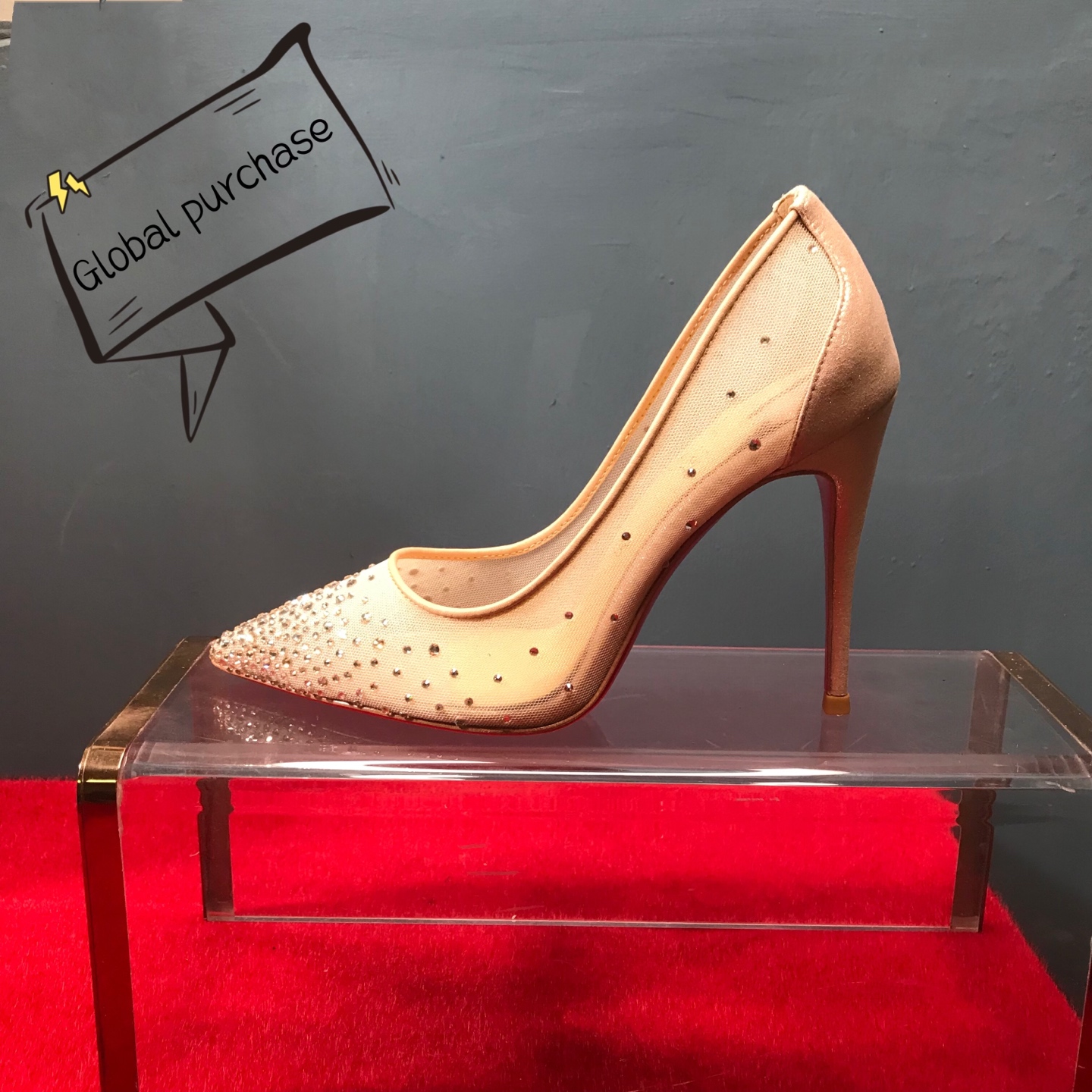 NO:588265,High-end customized wedding shoes and wedding shoes diamond series!  H10Cm, size 34-42. 9033-012 gold textured leather, light gold imitation Austrian diamond. Genuine leather outsole, customized model is non-returnable and non-exchangeable. Standard European size Reference: 9033-012 Color: gold/gold Material: fishnet/diamond Lining: goat leather Heel height: 10cm Sole: leather sole Size: EU 34－42 (US 4-11):,,christian  Louboutin,Leather soles19860909高端订制 婚鞋礼鞋钻石款系列！ H10Cm,尺码34-42码.9033-012金布纹皮,浅金仿奥钻.真皮大底,订制款不退不换. 标准欧码 Reference:9033-012 Color:gold/gold Material:fishnet/diamond Lining: goat leather Heel heigh:10cm Sole:leather sole Size:EU 34－42（US 4一11) :,,christian louboutin,Leather soles,Women's Shoes
