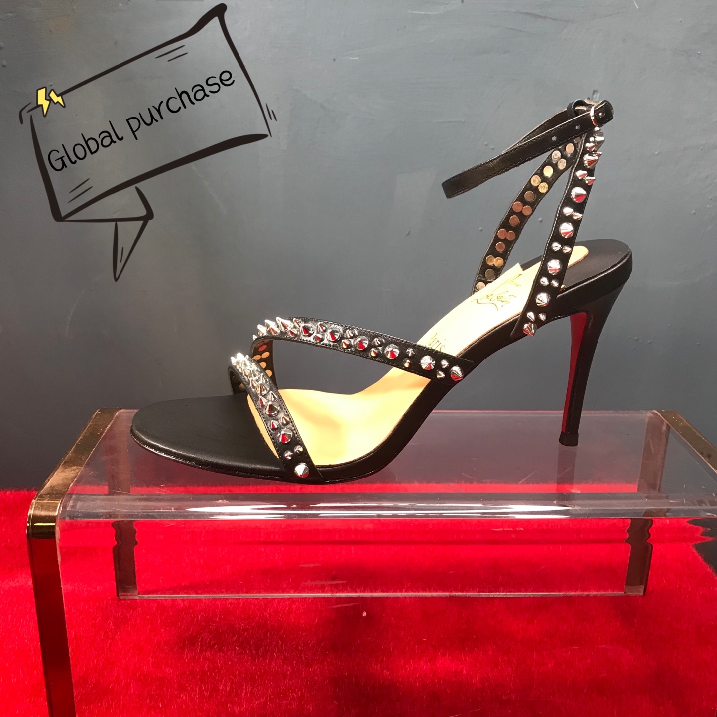 NO:588267,High-end customized sandals new series!  H8.5Cm, size 34-42. Leather outsole non-returnable and non-exchangeable. L39-013 black cowhide silver nails. Official website synchronization standard European size Reference: L39-013 Color: black/silver Material: cowhide/rivet Lining: goat leather Heel heigh: 8.5Cm Sole: leather sole Size: EUR 34-42 (US 4-11):,,christian  louboutin,louis vuitton,sandals,cowhide,leather soles19860909高端订制 凉鞋新款系列！ H8.5Cm,尺码34-42码.真皮大底不退不换L39-013黑牛皮银钉.官网同步 标准欧码 Reference:L39-013 Color:black/silver Material:cowhide/rivet Lining:goat leather Heel heigh:8.5Cm Sole:leather sole Size:EUR 34－42（US 4一11) :,,christian louboutin,louis vuitton,sandals,cowhide,Leather soles,Women's Shoes