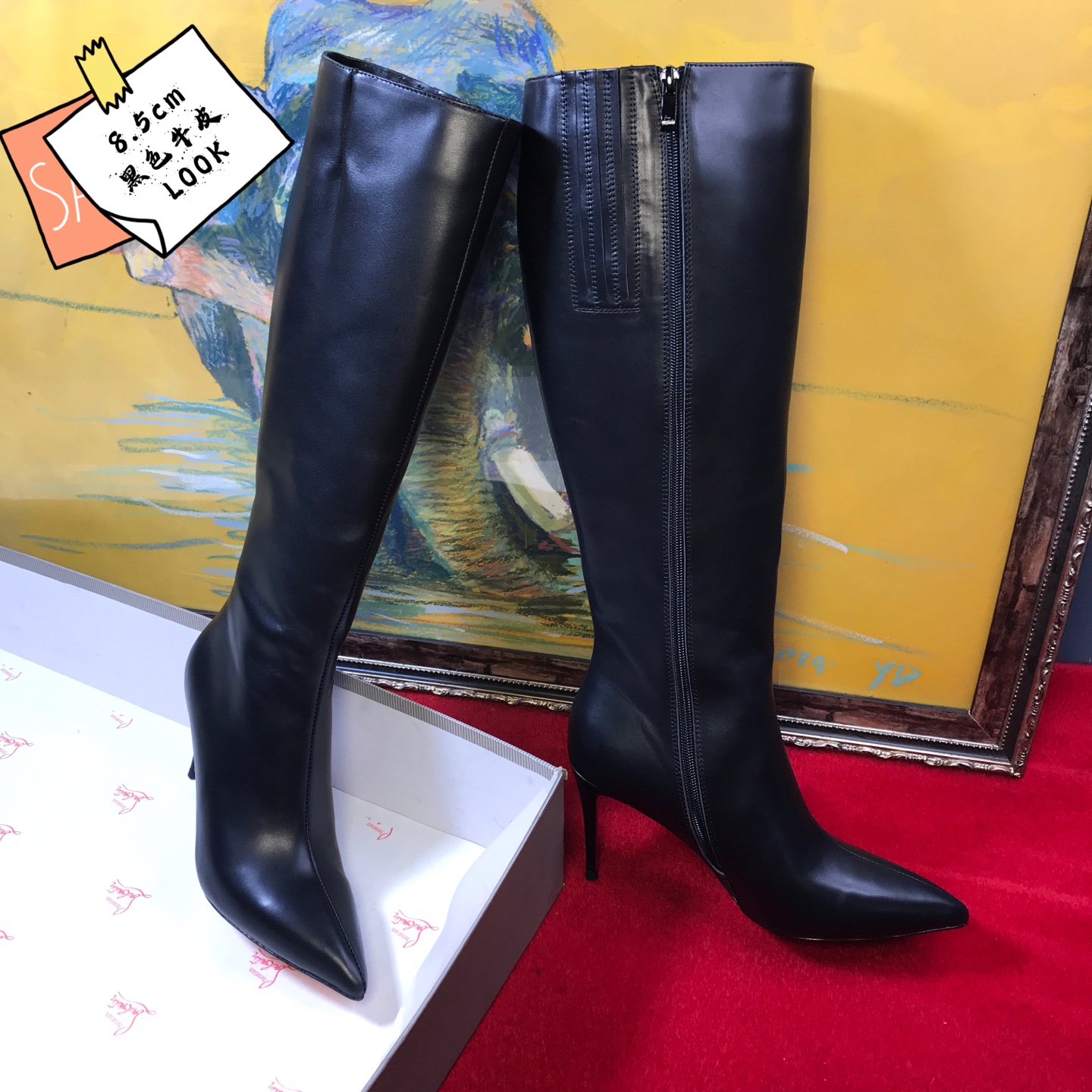 NO:604763,High-end customized autumn and winter leather boots series!  H8.5Cm, size 34-42. Genuine leather outsole. Private model trademark zipper. Ⅹ39-003 black cowhide. 16 inches. Official website synchronization. Standard European code Reference:  :,,christian louboutin,boots,cowhide,Leather soles19860909高端订制 秋冬皮靴系列！ H8.5Cm,尺码34-42码.真皮大底.私模商标拉链 .Ⅹ39-003黒牛皮.16寸.官网同步. 标准欧码 Reference:X39-003 Color:black Material:crocodile leather Lining:goat leather Heel heigh:8.5Cm Sole:leather sole Size:EUR 34－42（US 4一11) :,,christian louboutin,boots,cowhide,Leather soles,Women's Shoes