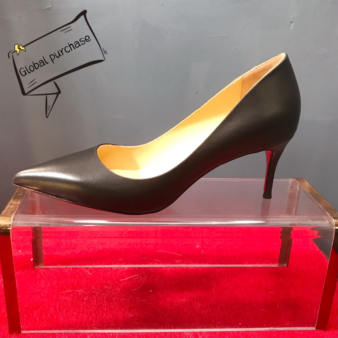 NO:620817,High-end customized classic series!  H7Cm size 34-42. Its leather outsole is -002 black cowhide. Apricot sheepskin lining. The official website is synchronized with standard European sizes. Reference:-002 Color: black Material: cowhide Lining: goat leather Heel high: 6.5Cm Sole: leather sole Size: EUR34-42 (US 4-11):,, christian louboutin,cowhide,sheepskin19860909高端订制 精典款系列！ H7Cm尺码34-42码.,其皮大底-002黑色牛皮.杏羊皮里.官网同步 标准欧码. Reference:-002 Color:black Material:cowhide Lining:goat leather Heel heigh:6.5Cm Sole:leather sole Size:EUR34－42（US 4一11) :,,christian louboutin,cowhide,sheepskin,Women's Shoes