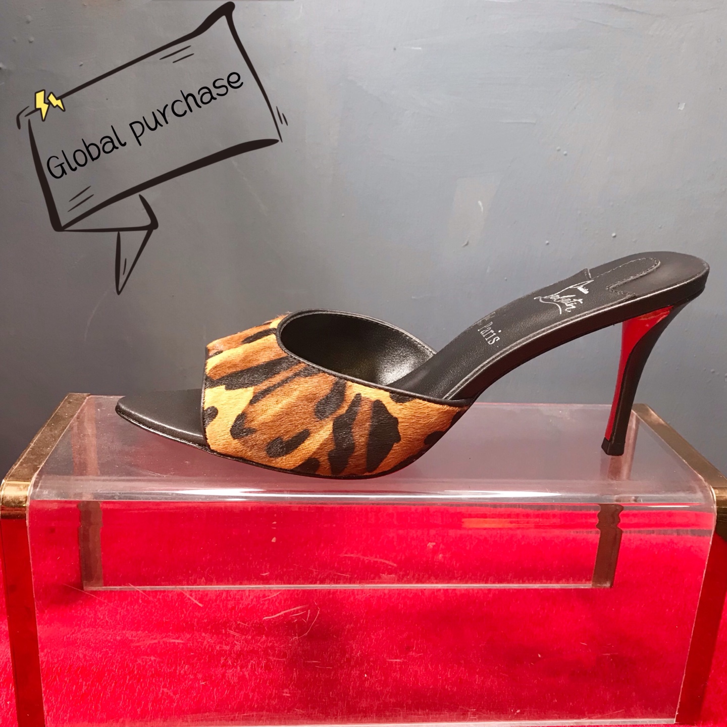 NO:643334,High-end customized autumn and winter horse hair classic series!  H8Cm, size 34-42. Genuine leather outsole, customized models are non-returnable and non-exchangeable. L572-003. Large leopard print horse fur. Black sheepskin lining. Note that the horse hair left and right foot prints do not match. Shedding is normal. Standard European size. Official website picture Reference: L572-003 Color: multi/black Material: horse hair leather Lining: goat leather Heel height: 8cm Sole: leather sole Size: EUR  34-42 (US 4-11):,,christian louboutin,sheepskin,Leather soles19860909高端订制 秋冬马毛精典款系列！ H8Cm,尺码34-42码.真皮大底,订制款不退不换.L572-003.大豹纹马毛皮.黑羊皮里. 注意马毛左右脚纹不配对.掉毛正常现象 标准欧码 官网图 Reference:L572-003 Color:multi/black Material:horse hair leather Lining:goat leather Heel heigh:8cm Sole:leather sole Size:EUR 34－42（US 4一11) :,,christian louboutin,sheepskin,Leather soles,Women's Shoes