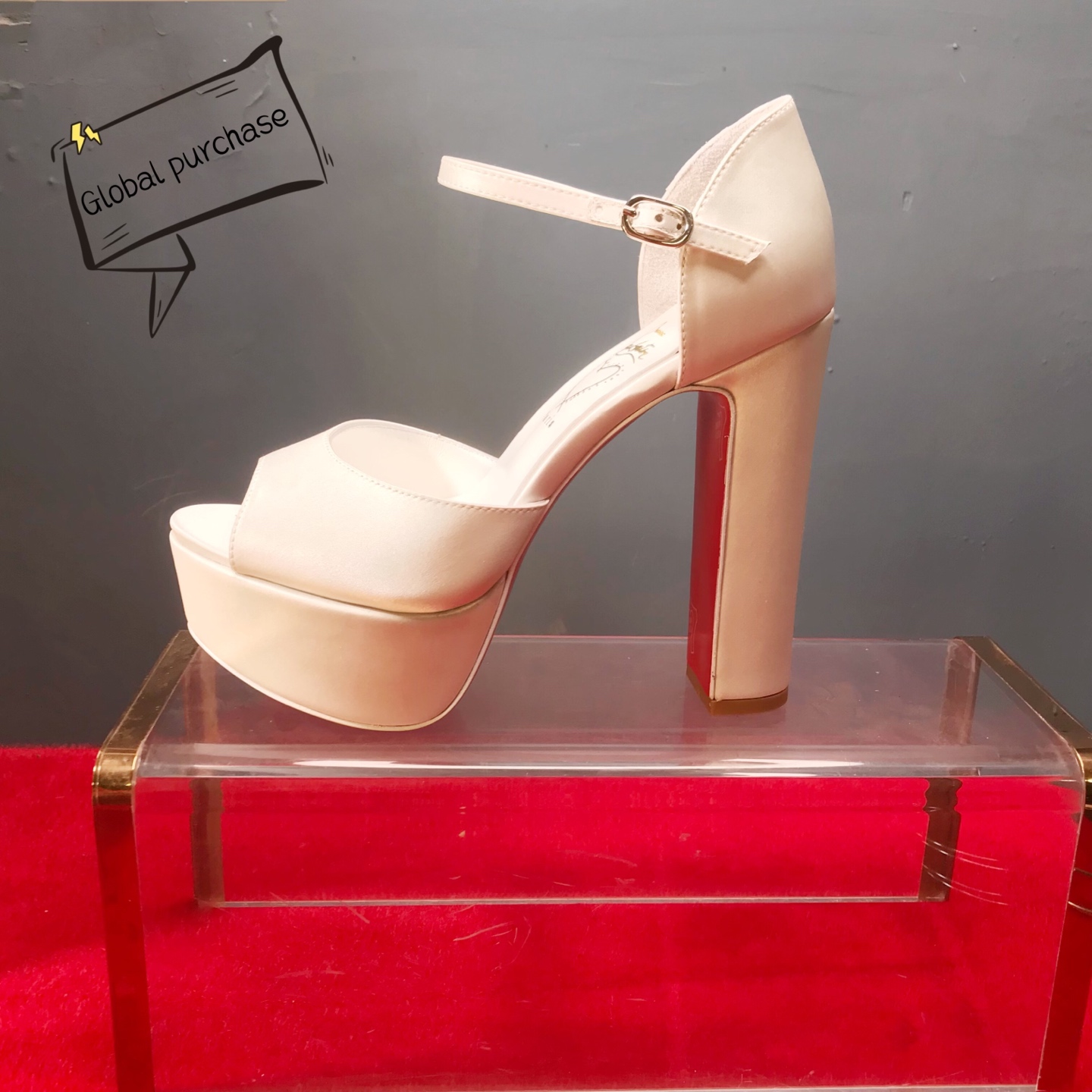 NO:689974,High-end customized spring and summer classic water table series!  H13Cm, water platform: 4Cm, size 34-41. Customized model, non-refundable and non-exchangeable. L1053-004. Imported white silk. White sheepskin lining. Love trademark. Official website synchronized. Standard European code Reference: L1053-004 Color: white/white Material: pure silk Lining: red goat leather Heel heigh: 13Cm Platforms: 4Cm Sole: leather sole Size: EU  34-41 (US 4-11):,,christian louboutin,tom ford,sheepskin,real silk19860909高端订制 春夏精典水台款系列！ H13Cm,水台:4Cm、尺码34-41码.订制款,不退不换L1053-004.进口白色真丝.白色羊皮里.爱心商标 官网同步 标准欧码 Reference:L1053-004 Color:white/white Material:pure silk Lining:red goat leather Heel heigh:13Cm Platforms:4Cm Sole:leather sole Size:EU 34－41（US 4一11) :,,christian louboutin,tom ford,sheepskin,real silk,Women's Shoes