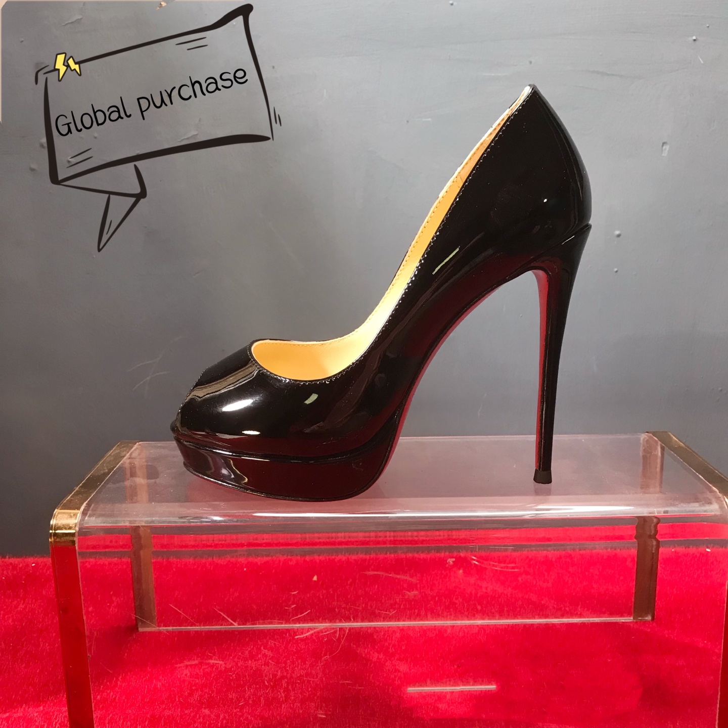 NO:689967,High-end customized 2026 spring and summer water platform classic model H12Cm．  Water platform 2Cm size 34-42, leather outsole. 16020-003 Black seven leather black seven fish mouth, outer water platform, standard European size Reference: 16020-003 Color: black/black Material: patent Lining: red goat leather Heel high: 12Cm Platforms: 2Cm Sole: leather sole Size: EUR 34-42 (US 4-11)  :,,christian louboutin,tom ford,Leather soles19860909高端订制2026春夏水台精典款 H12Cm．水台2Cm尺码34-42码,真皮大底.16020-003黑柒皮黑柒鱼嘴,外水台, 标准欧码 Reference:16020-003 Color:black/black Material:patent Lining:red goat leather Heel heigh:12Cm Platforms:2Cm Sole:leather sole Size:EUR 34－42（US 4一11) :,,christian louboutin,tom ford,Leather soles,Women's Shoes